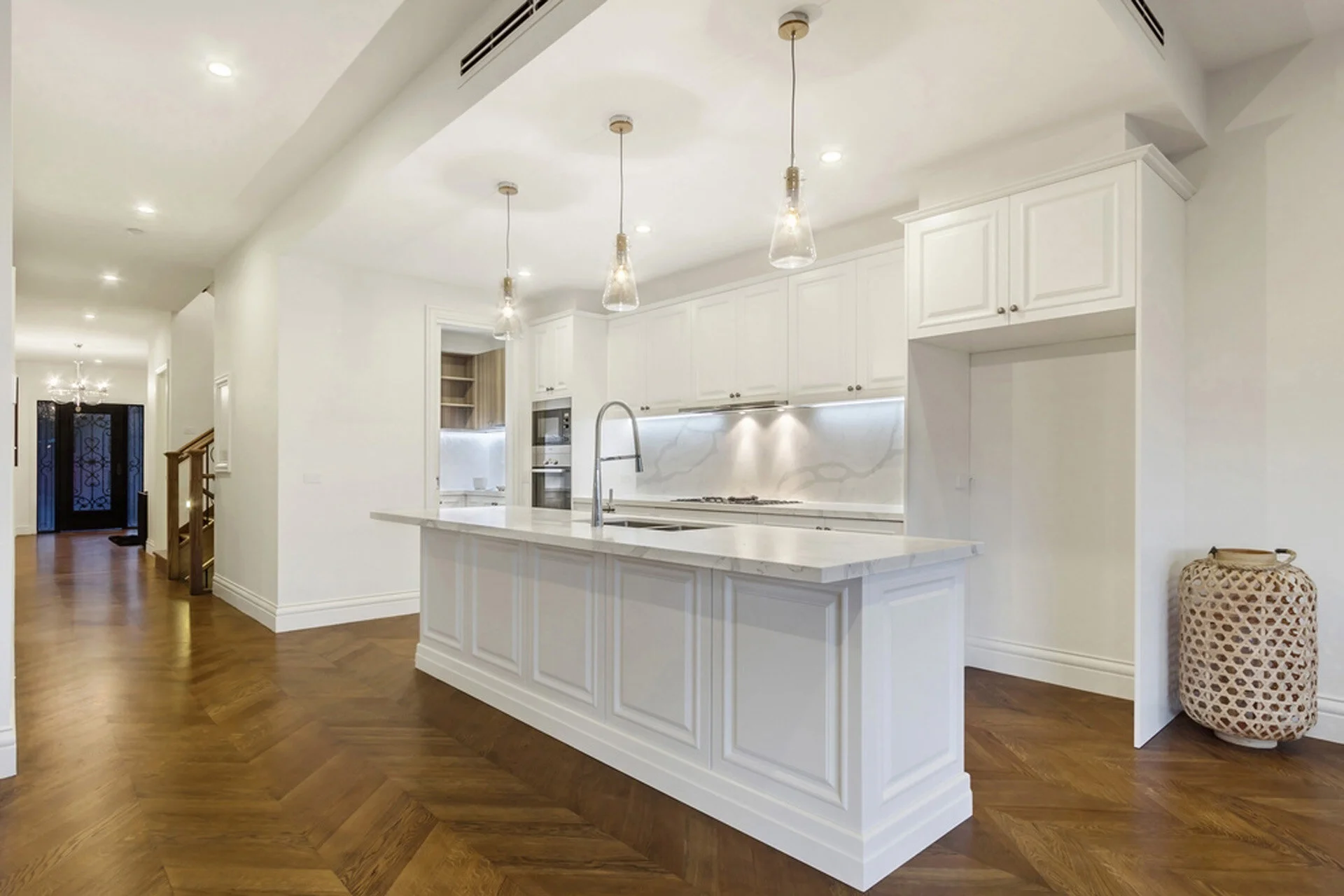 006_Open2view_ID338827-86_Maud_St_Balwyn_North.jpg