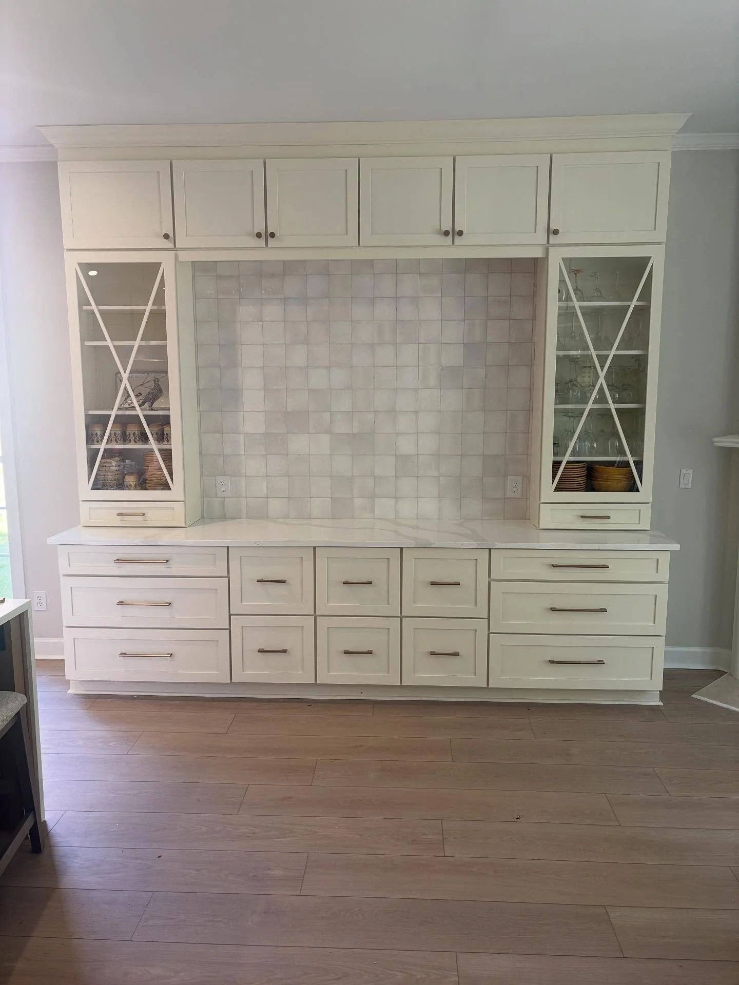 We love when a vision comes to life ✨ For this built-in, we handled every detail &mdash; from the cabinetry and tile to the custom countertops. The result? A project that not only met expectations but went above and beyond.

Proudly serving homeowner
