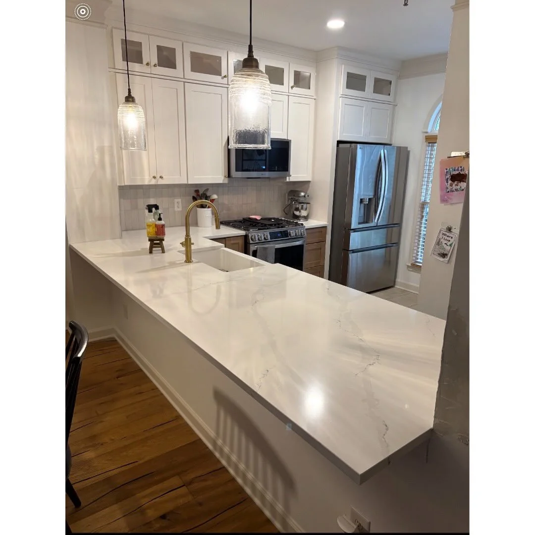 Another stunning kitchen transformation in the books.
This project included full demo, new cabinet installation, and premium quartz countertops with soft veining. The result is clean, bright, and timeless.

From start to finish, our team handled ever