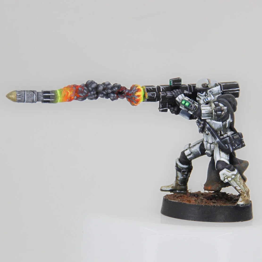 &ldquo;Fire for effect trooper!&rdquo;

Bit of a delay in posting as I&rsquo;ve been moving over the last couple of weeks. Of course the only casualty of 100&rsquo;s of miniatures being re-homed was this one I&rsquo;d just finished 😂. Anyway he&rsqu