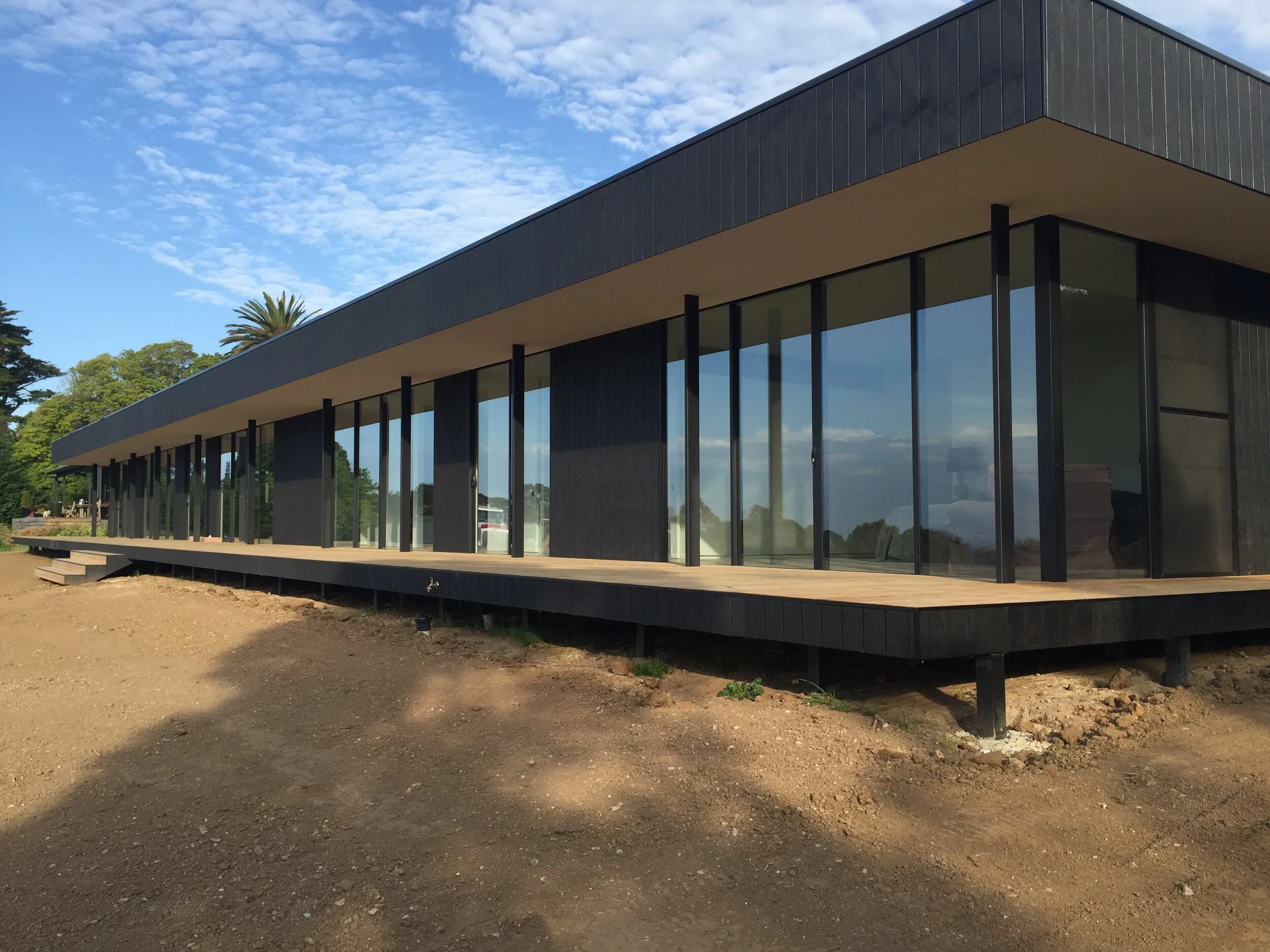 Intermode - PtLeo rd Redhill  .JPG