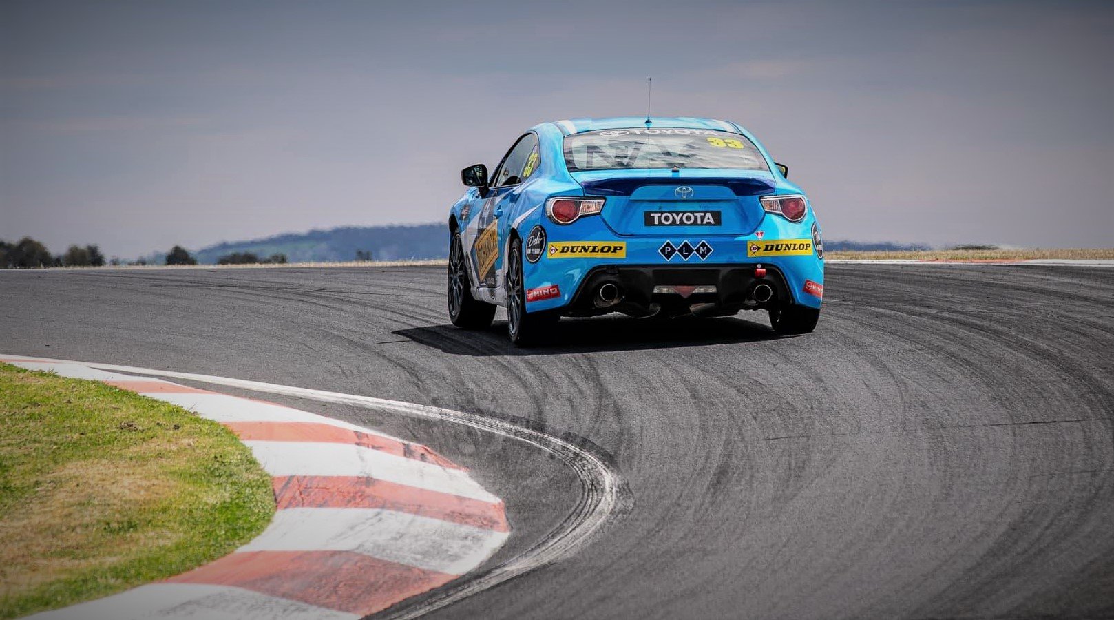 BAILEY'S BATHURST - SWEENY QUALIFIES 7th - THOUSANTHS OF A SECOND SPLIT PACK
