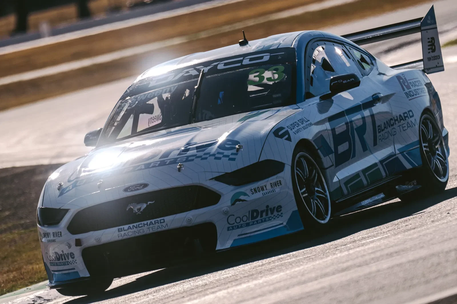 STORMING DRIVE - SWEENY GRABS 8 SPOTS IN RACE 2 - SITS 8TH IN TITLE AFTER SYDNEY