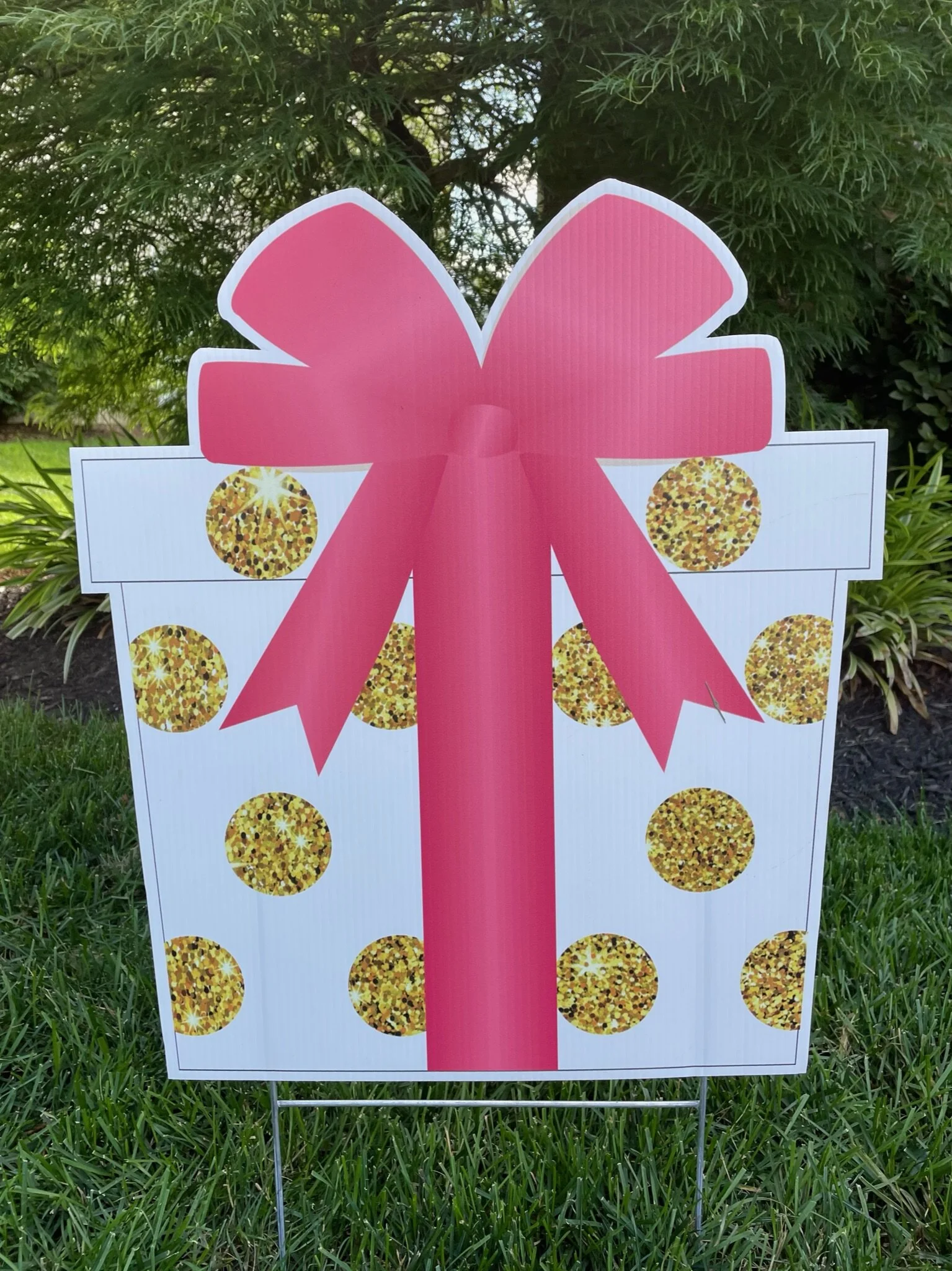 Gold Polka dot Gift