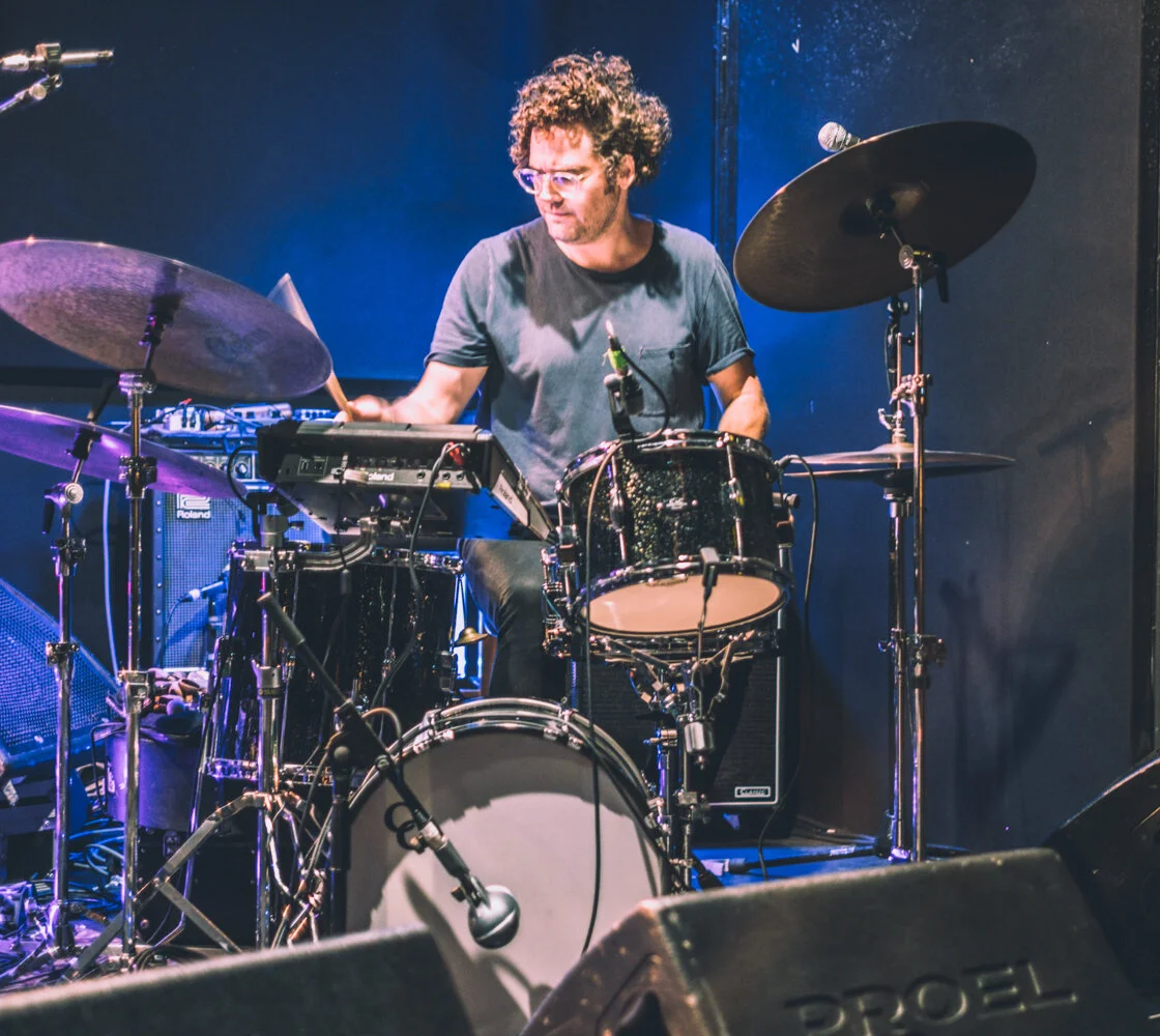 Laurence Pike : Solo