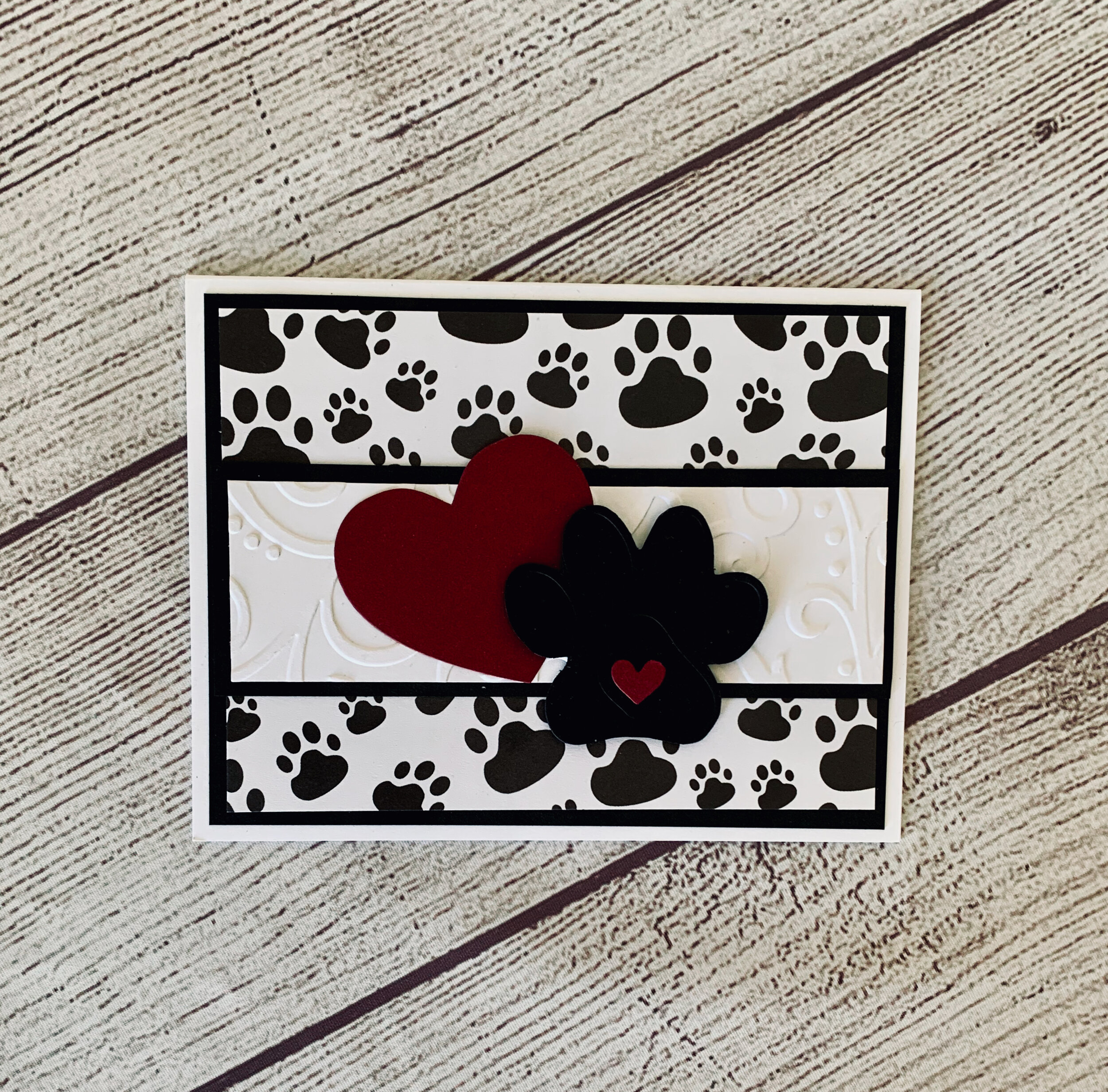 Pet Paw print - single card - paw single heart