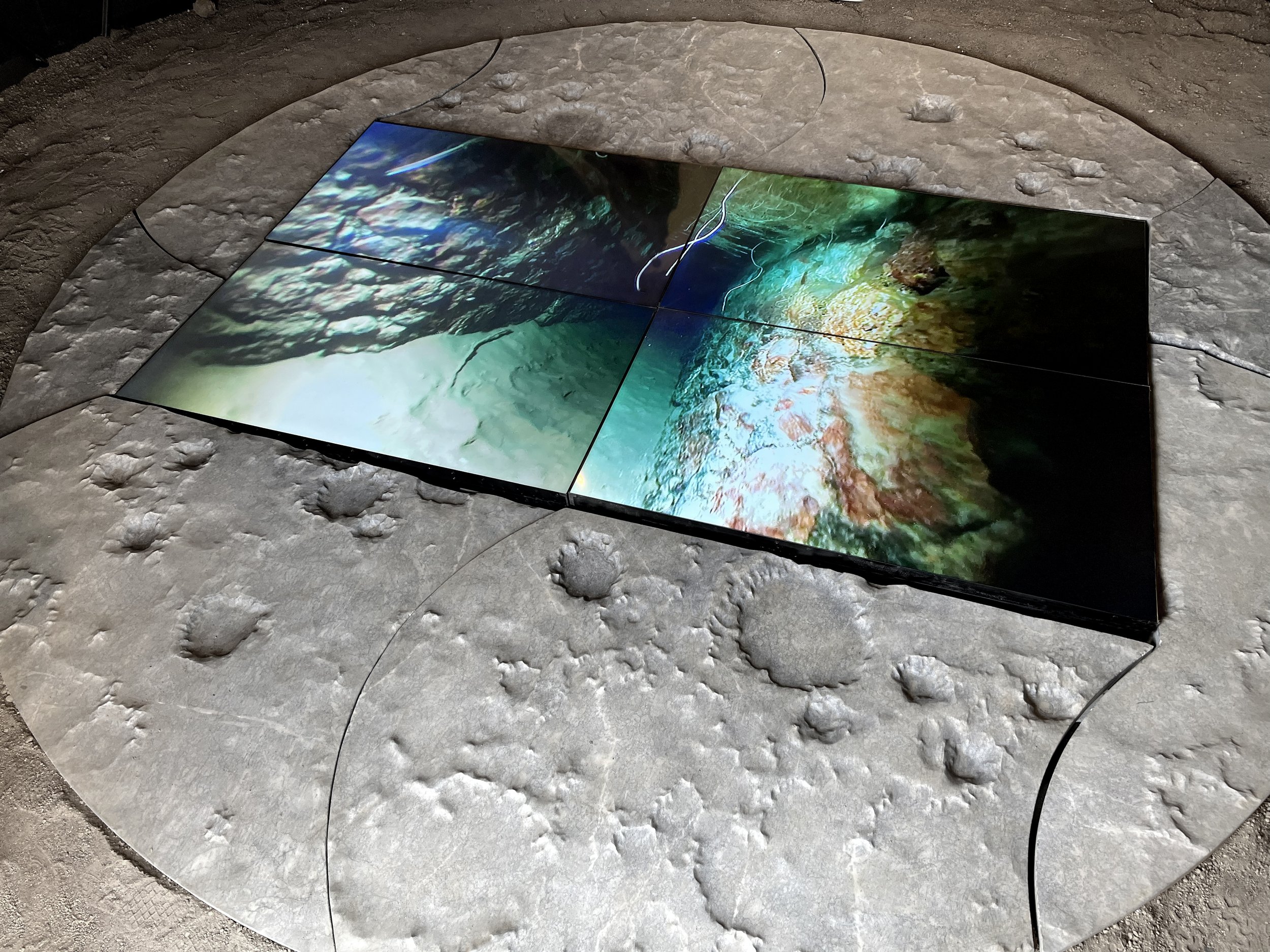 EC_The journey down the current of all those who were adrift (2022)_09.jpg