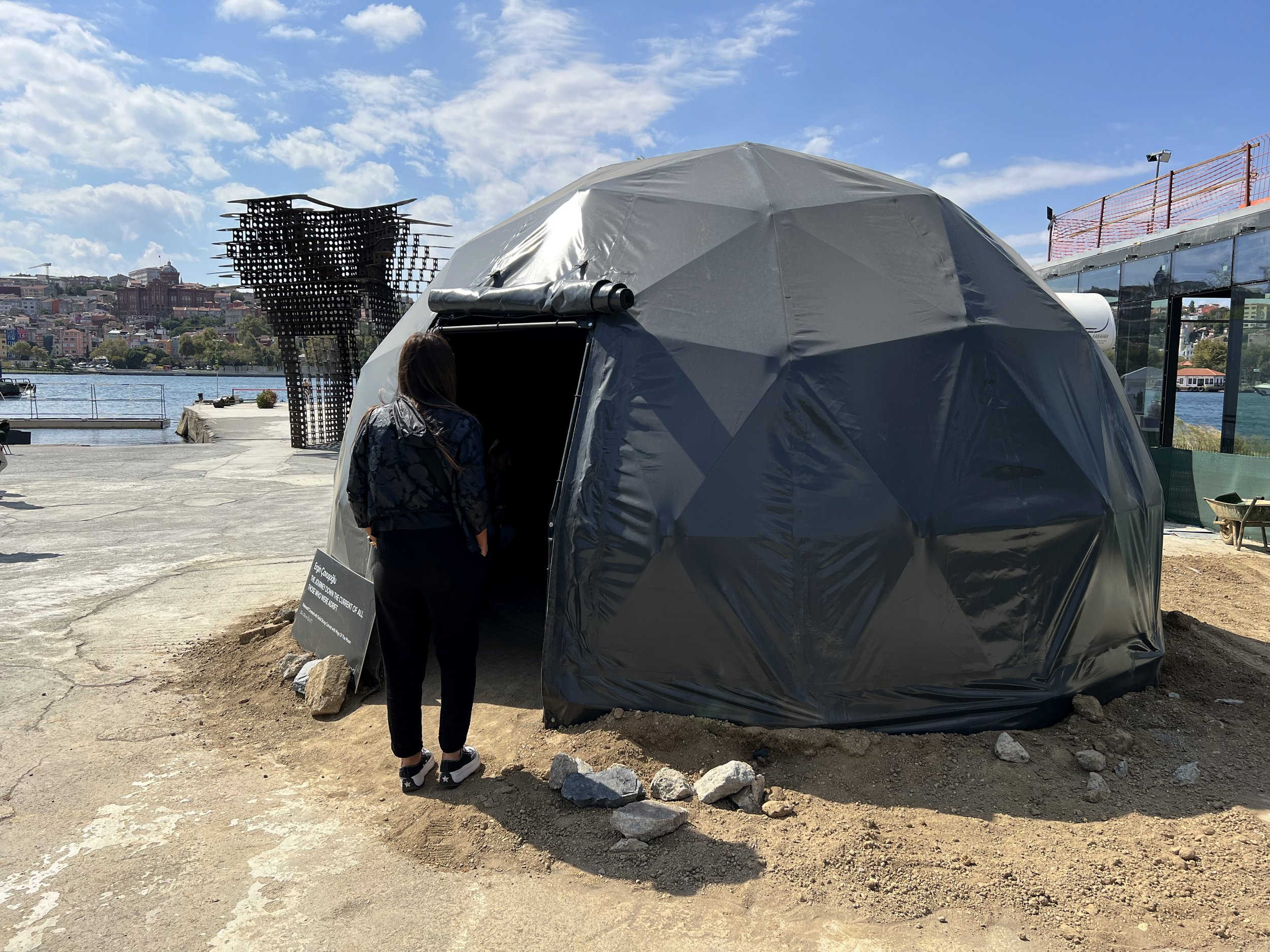 EC_The journey down the current of all those who were adrift (2022)_05.jpg