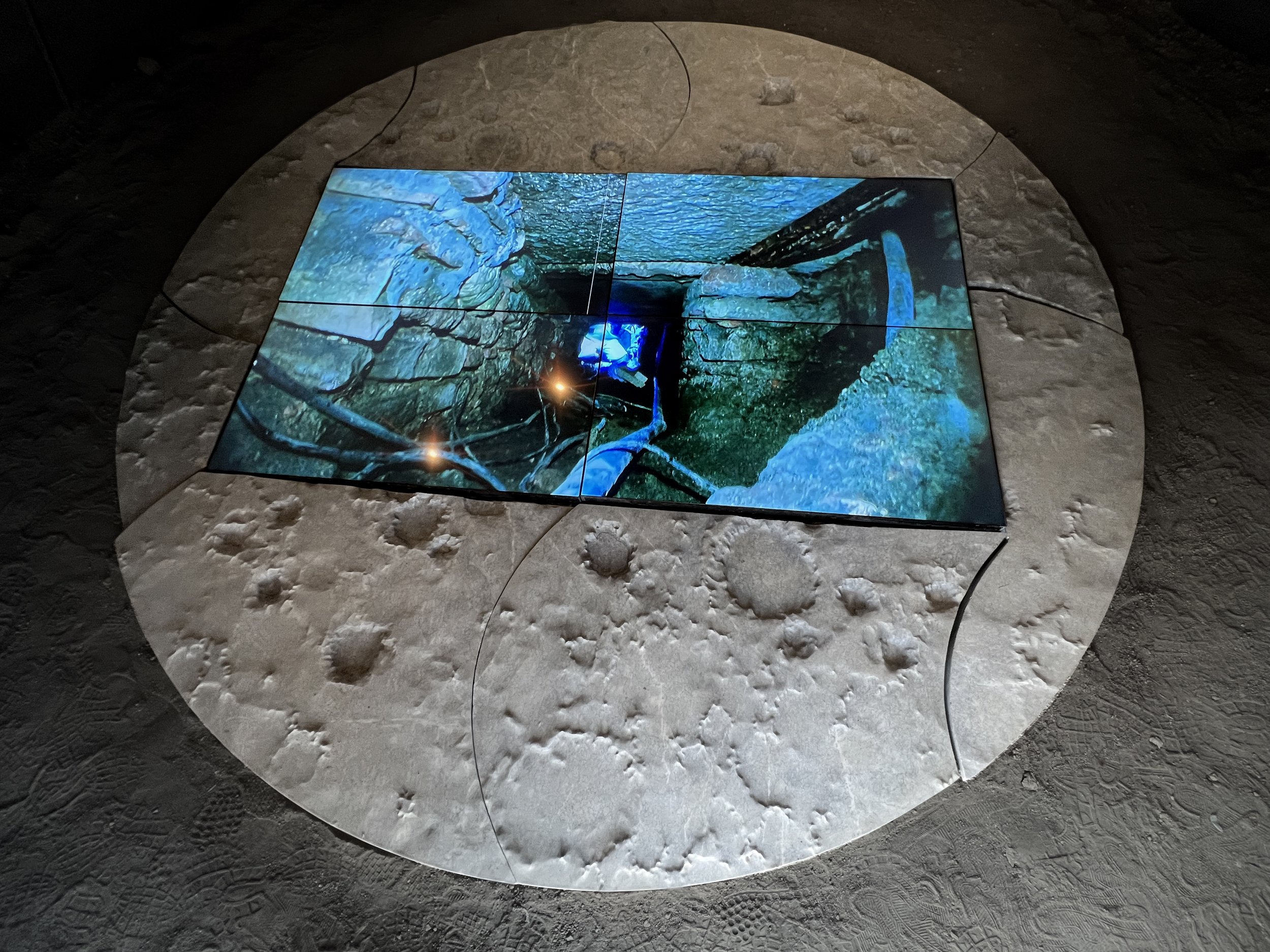 EC_The journey down the current of all those who were adrift (2022)_12.jpg