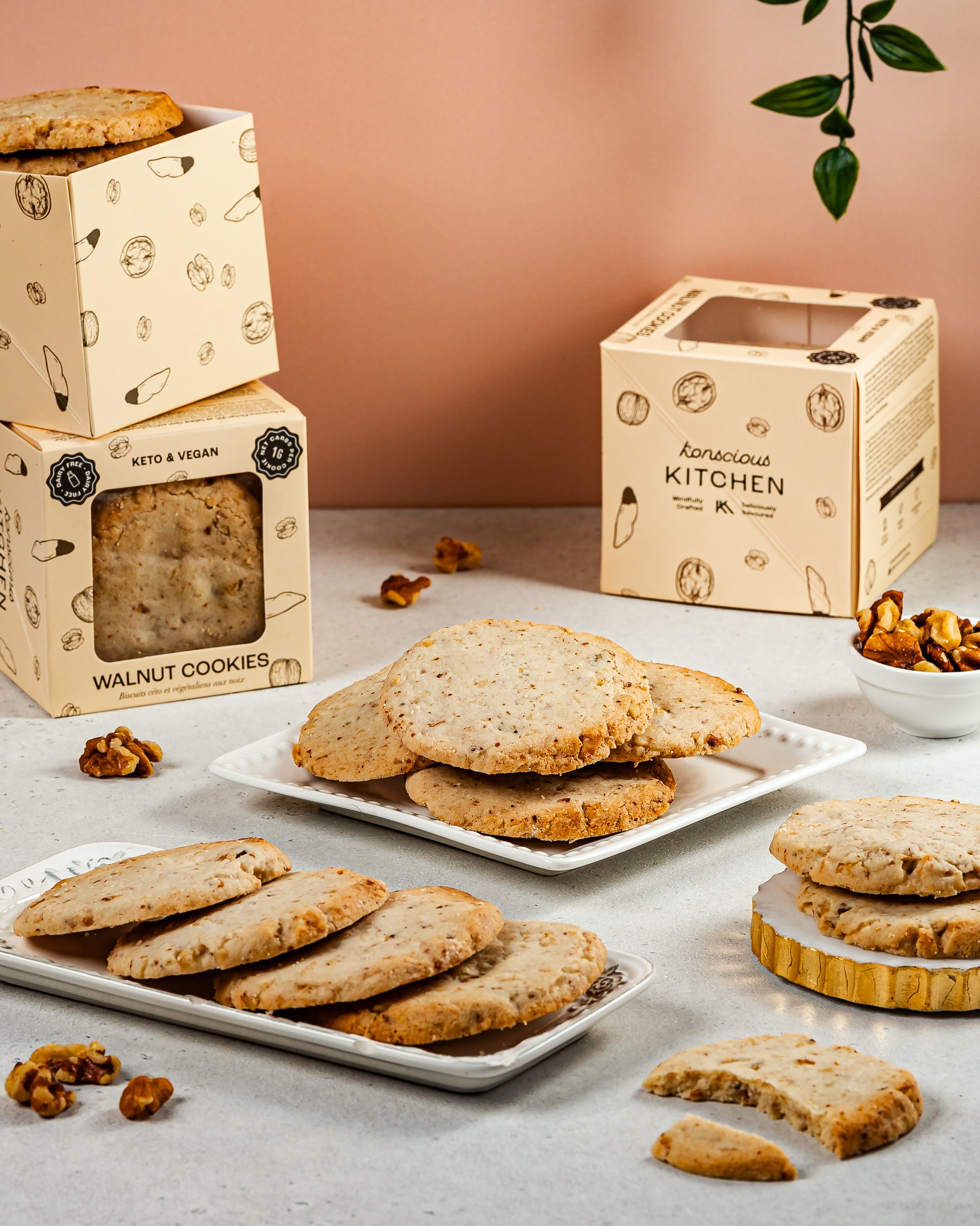 Keto Walnut 1.jpg