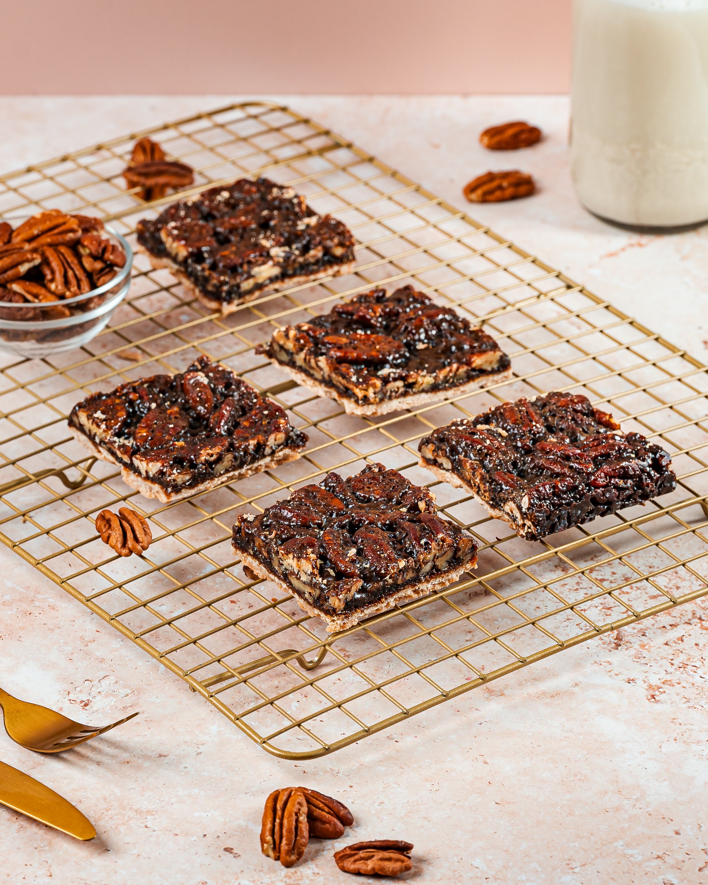 Pecan Bars 1.jpg