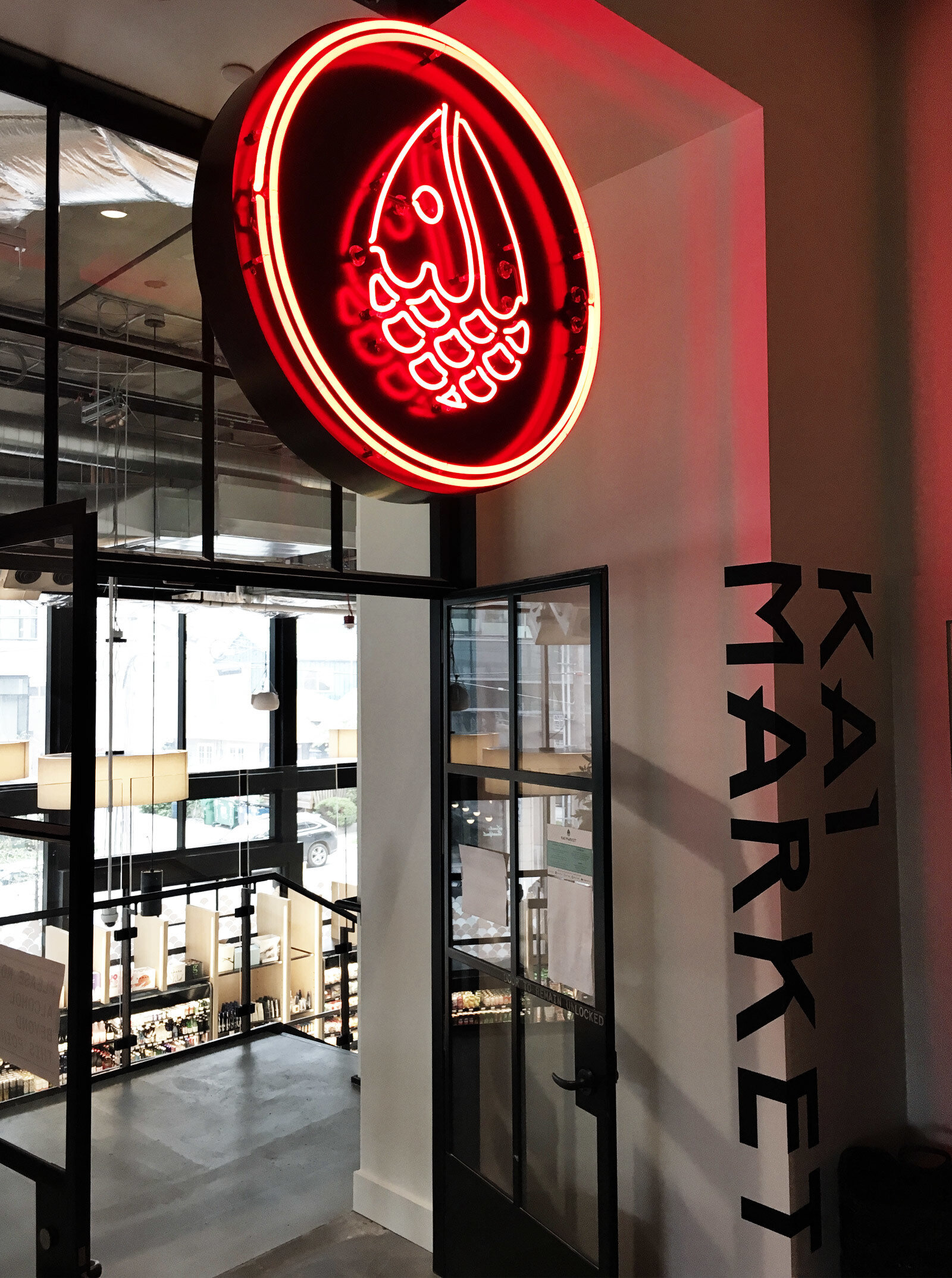KaiMarket-Signage_Neon_1.jpg