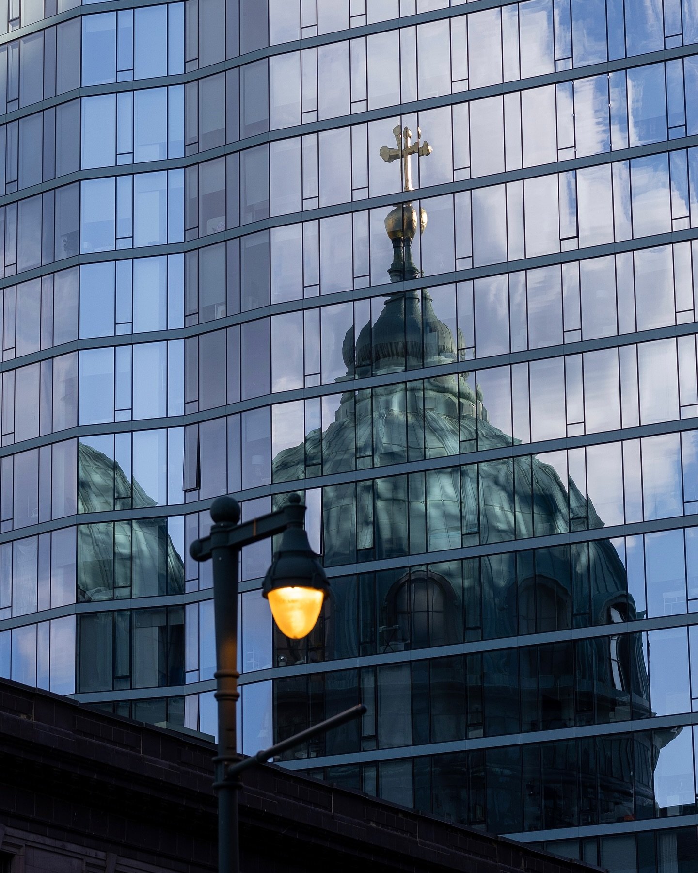 Reflections on the past #lisawashere #letsgooo #greenmeansgo #youareherewithlisa #somedayisnow #beyourownstockphoto #greenmeansgold #letsgooold #homefree  #whenisnow