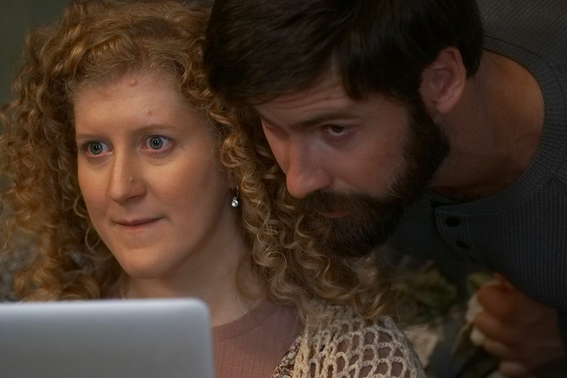 Leigh Quinn as Beth and Mark Rowley as Rhys