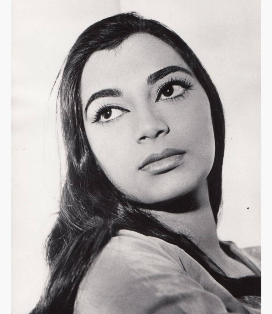 At the age of 15 Simi Garewal made her acting debut in an over-the-top Orientalist extravaganza by MGM - Tarzan Goes to India (1962)! Publicized as &quot;the greatest jungle picture of all time&quot; the film features Tarzan as a globetrotting activi