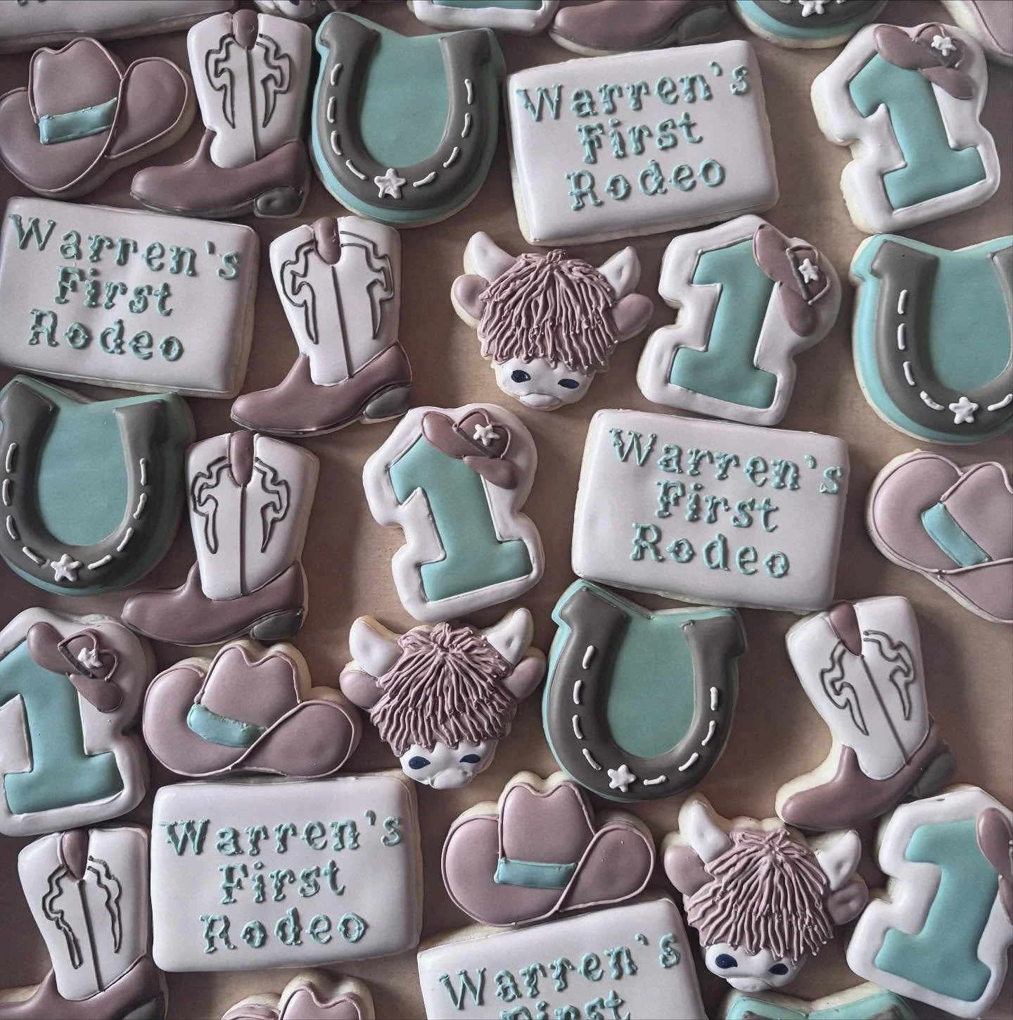 Happy birthday, Warren!

#firstrodeocookies #firstbirthdaycookies #rodeocookies #vermontmade #vermont #vtcookier #vtcookies #vermontcookies #vermontcookier #burlington #southburlington #essex #essexjunction #williston #winooski