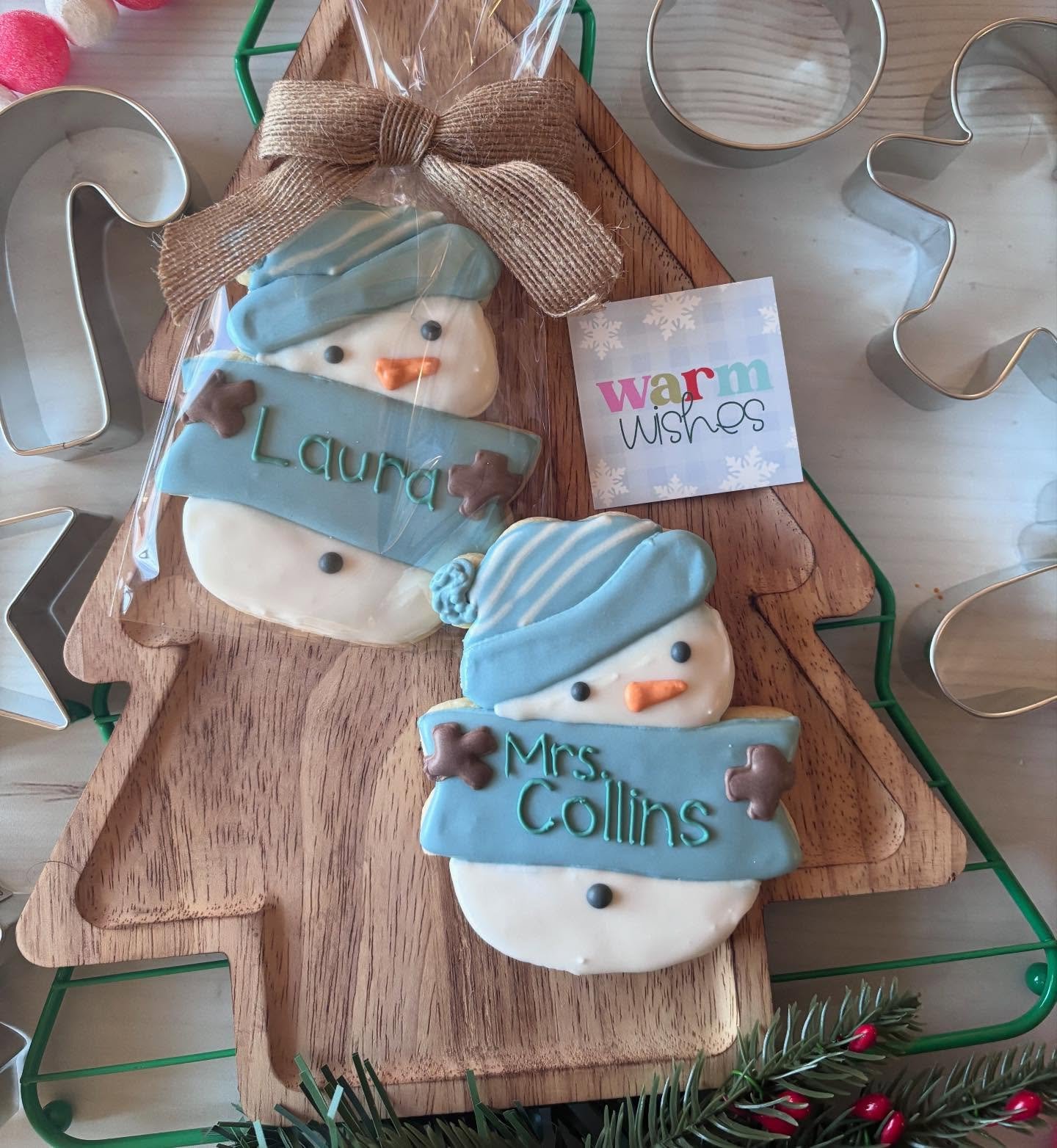 Our most popular sets this year! We love these for teachers paired with a gift card.

Order yours here: www.laurascookies.com/shop

#burlington #vermont #vermontmade