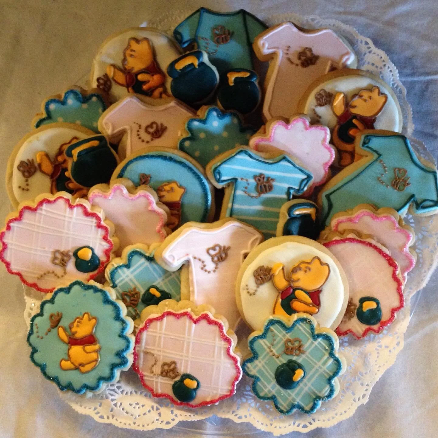 I hear we are posting pics from 2016 so here is a little #flashbackfriday to really set the mood. In 2016, I was living in Brooklyn and the thought of owning a bakery was just a dream. It would still be 2 years until Laura&rsquo;s Cookies would becom