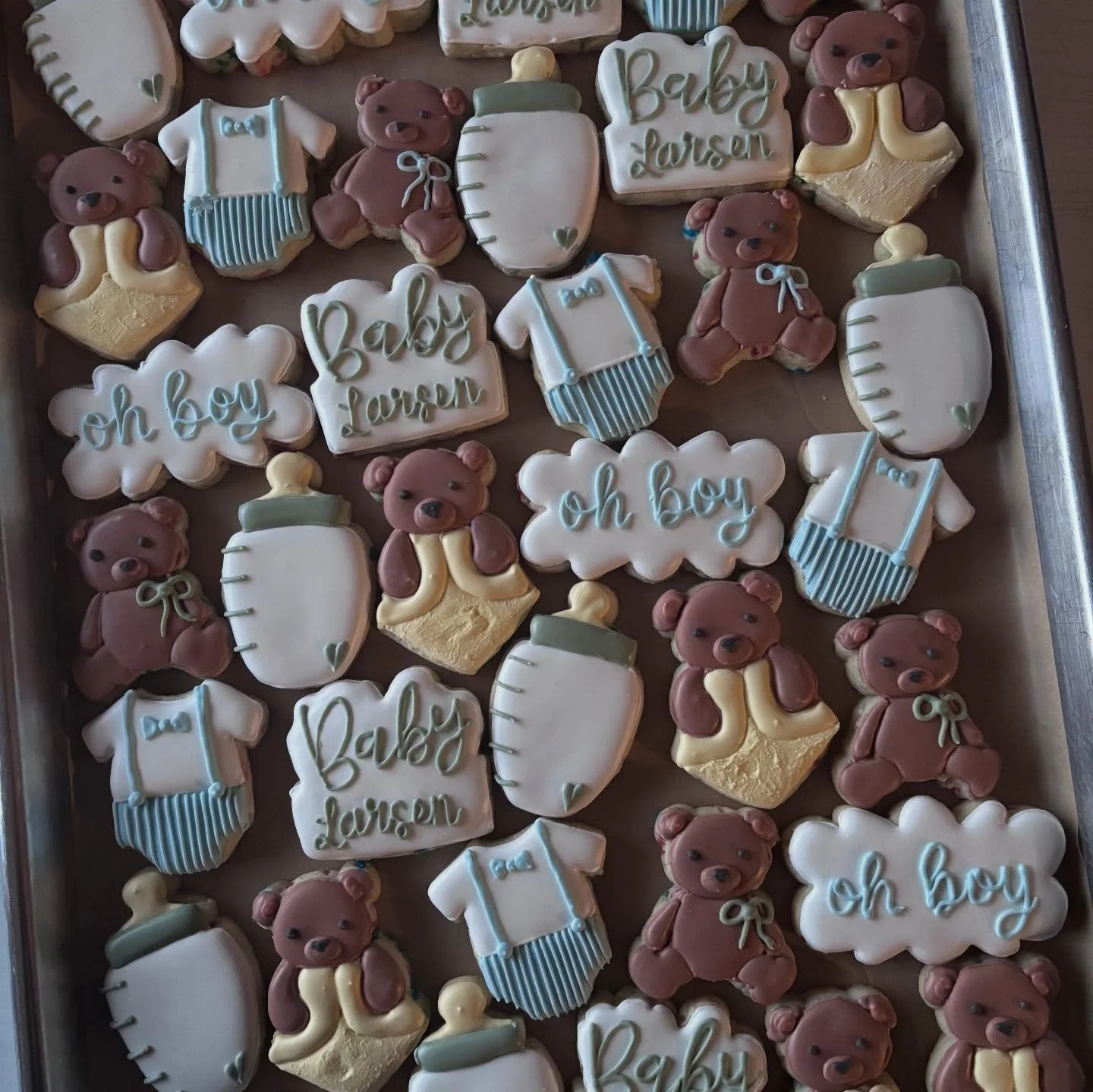 Mini cookies for baby Larsen 💙

#vtcookies #vtcookier #vermontcookies #burlingtonvt #burlington