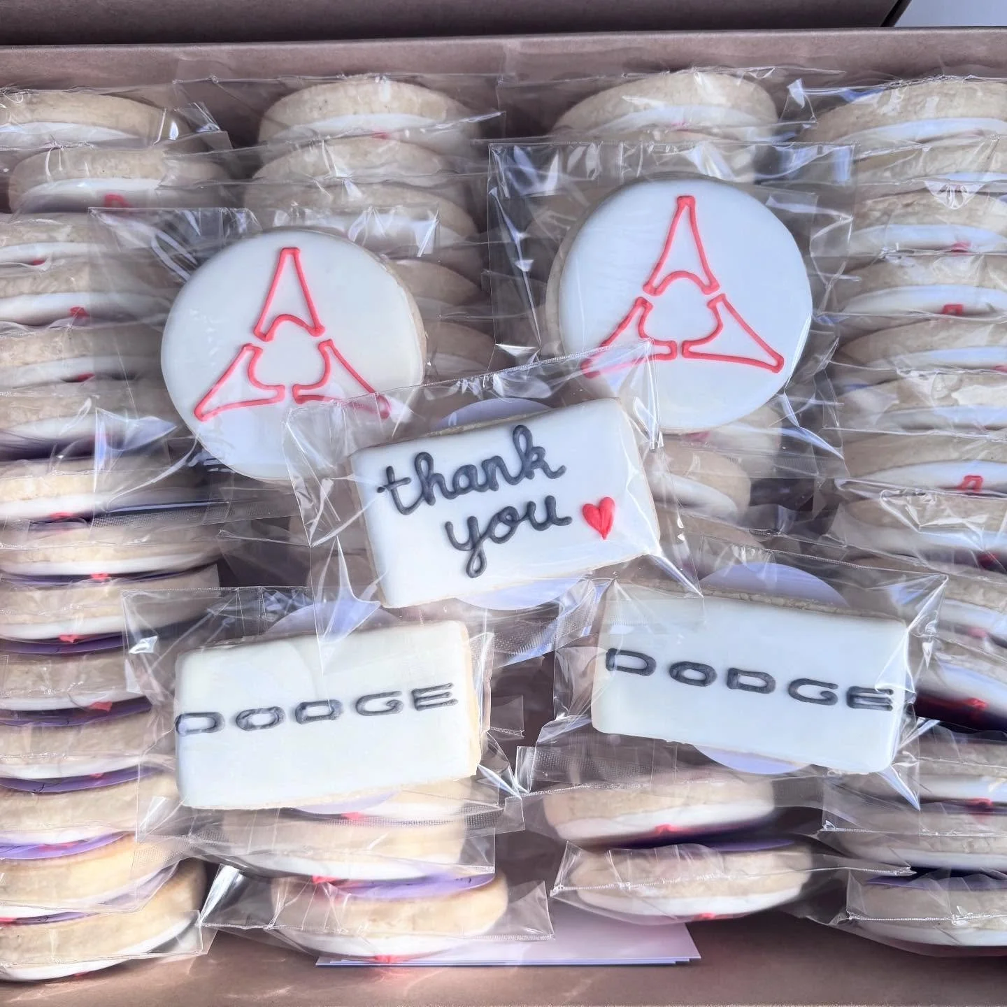 Did you know we can make logo cookies? They are great for client gifts or events. Order yours now on www.laurascookies.com

#burlington #vermont #vtevents