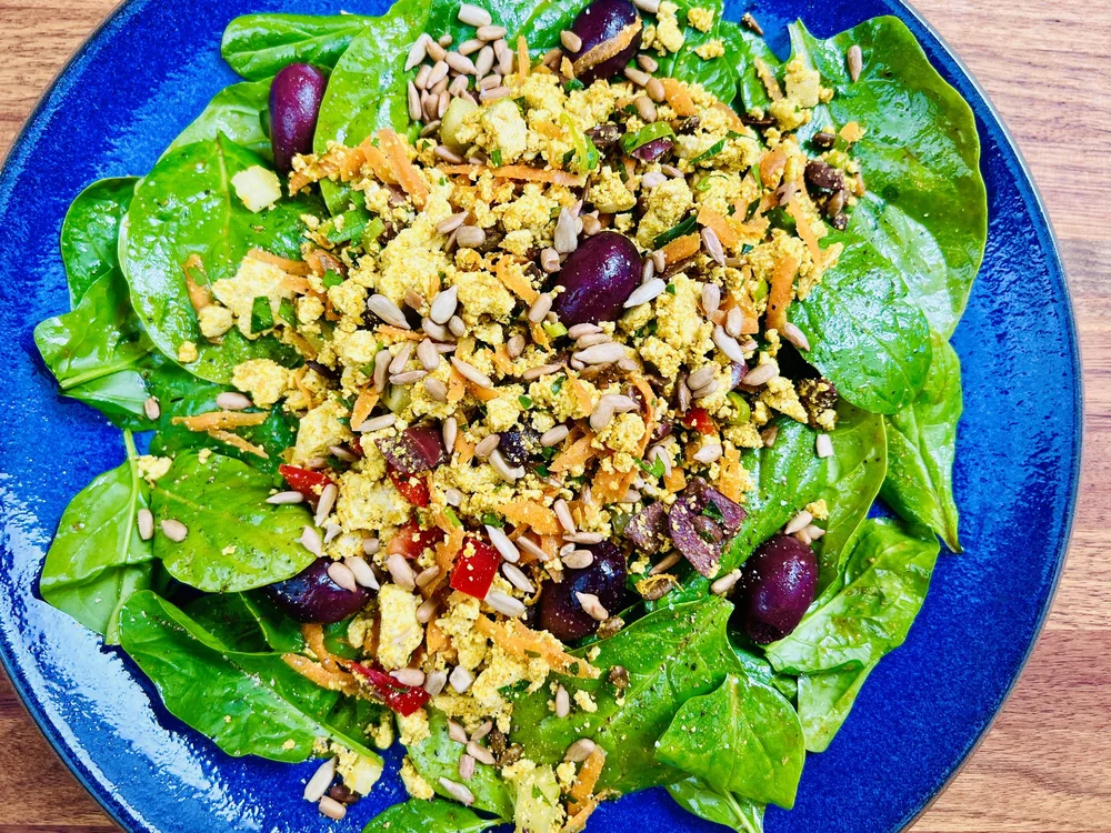 Curried Tofu and Spinach Salad (Low FODMAP) — IBS Game Changer