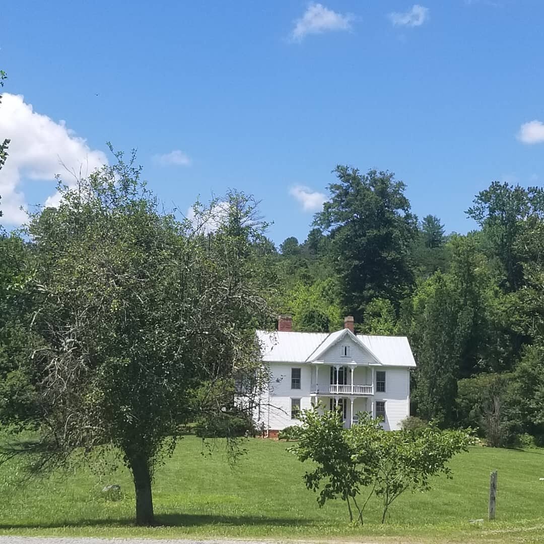 We love the old farmhouses in view from out gazebo. Such a beautiful backdrop to your ceremony.