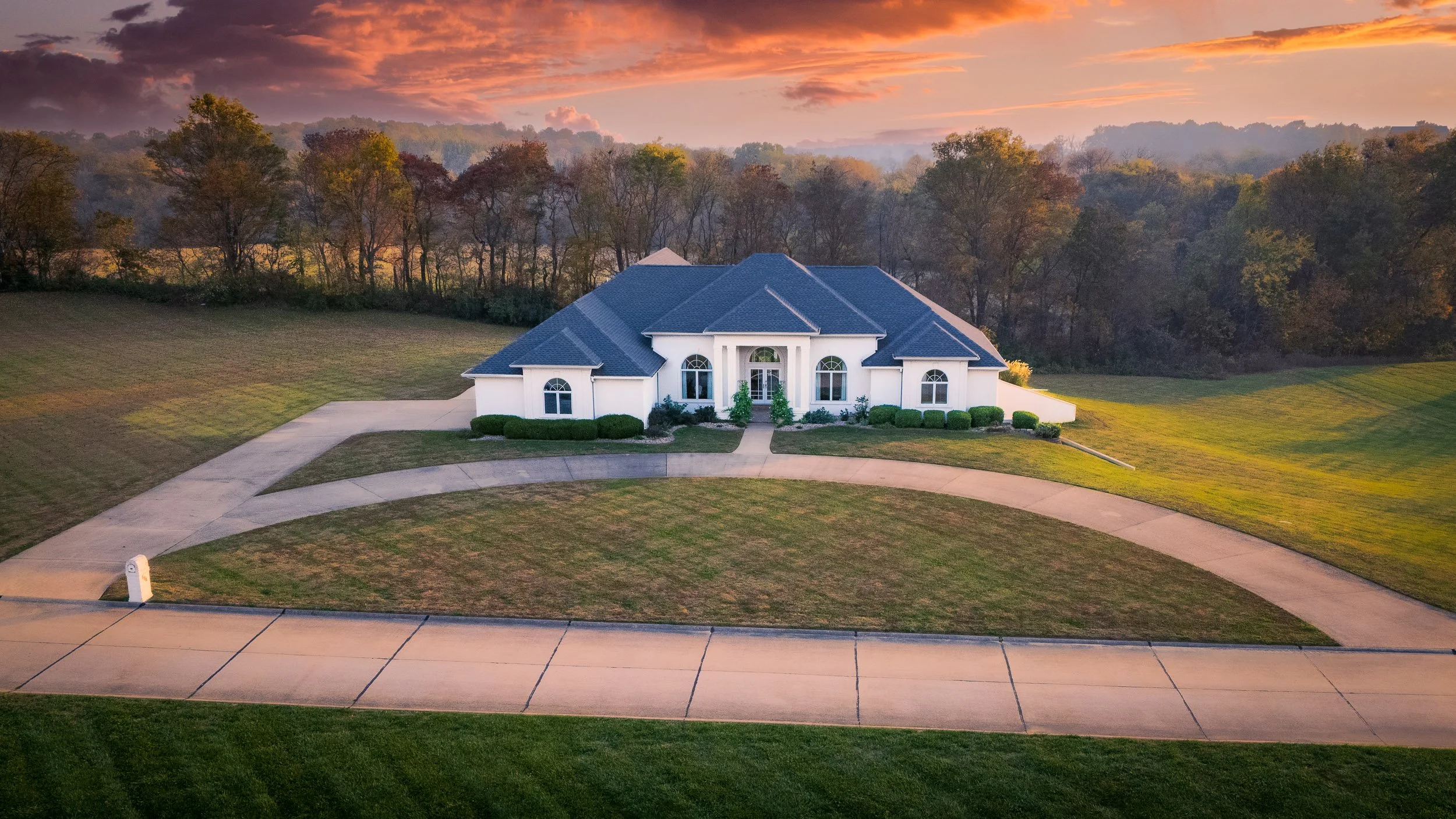 684 Royal Lake Oct24--2-Edit.jpg