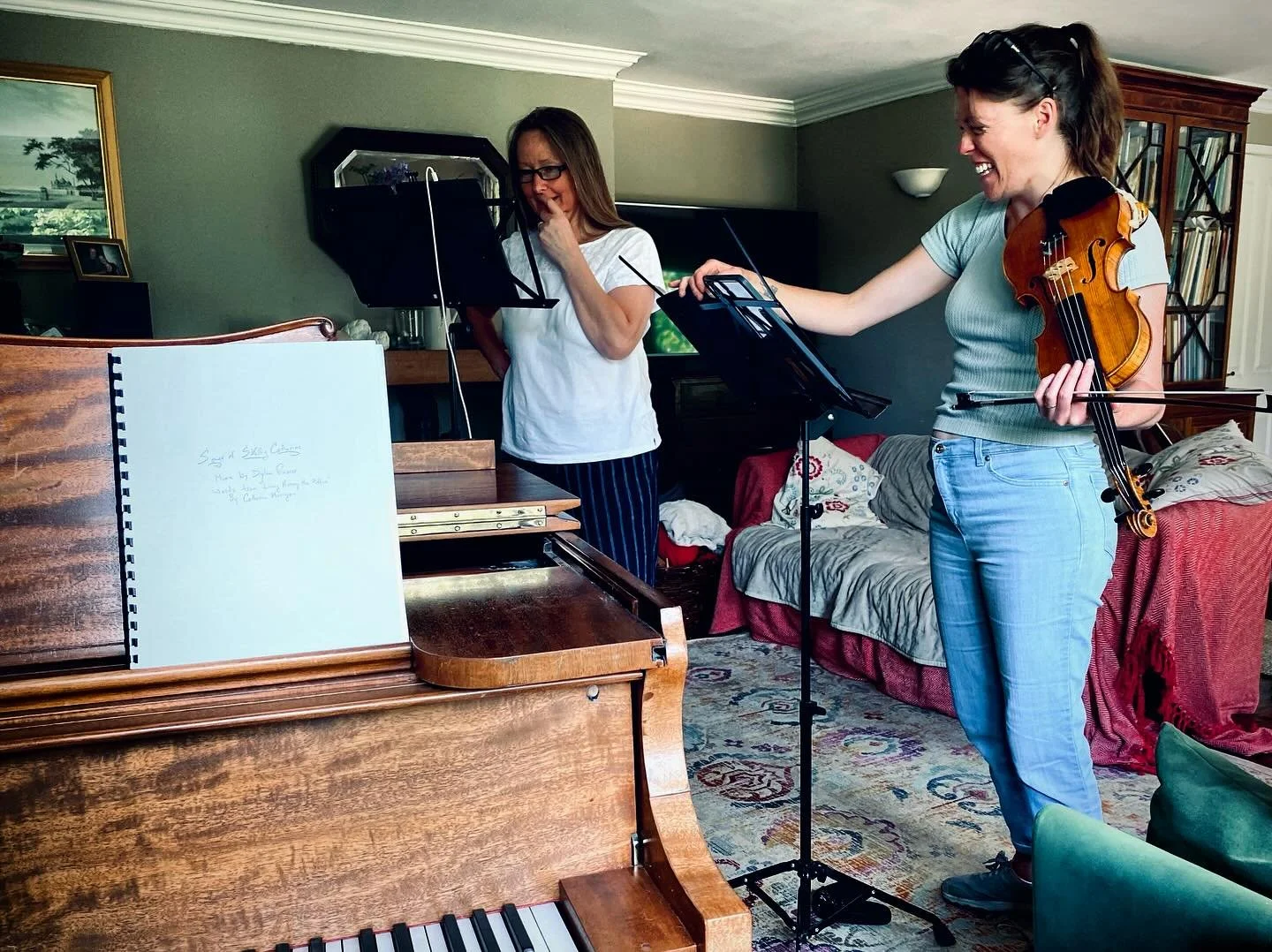 Having a blast rehearsing for &ldquo;Living Among&rdquo; at @lauderdalehouse tomorrow at 7:30! Come join us for an evening of new and old songs about finding solitude in nature.
Tickets available here : https://www.lauderdalehouse.org.uk/whats-on/liv