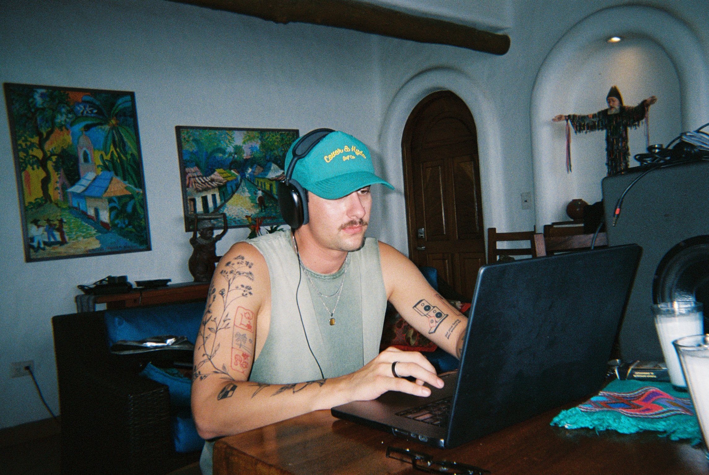 IMG1555-R01-023A.jpg