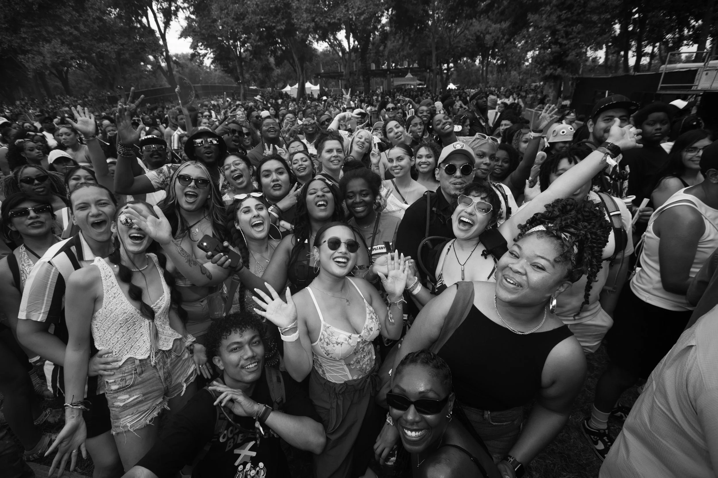 Crowd-@bellavvalentini-12.jpg