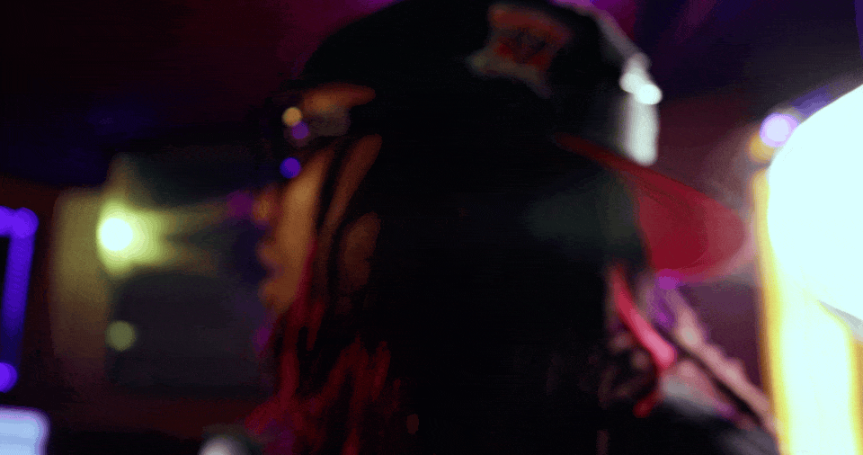 clip 1.gif