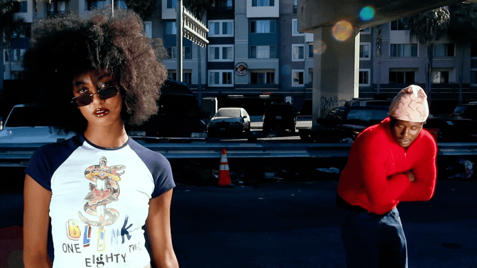 delina loop v3.gif