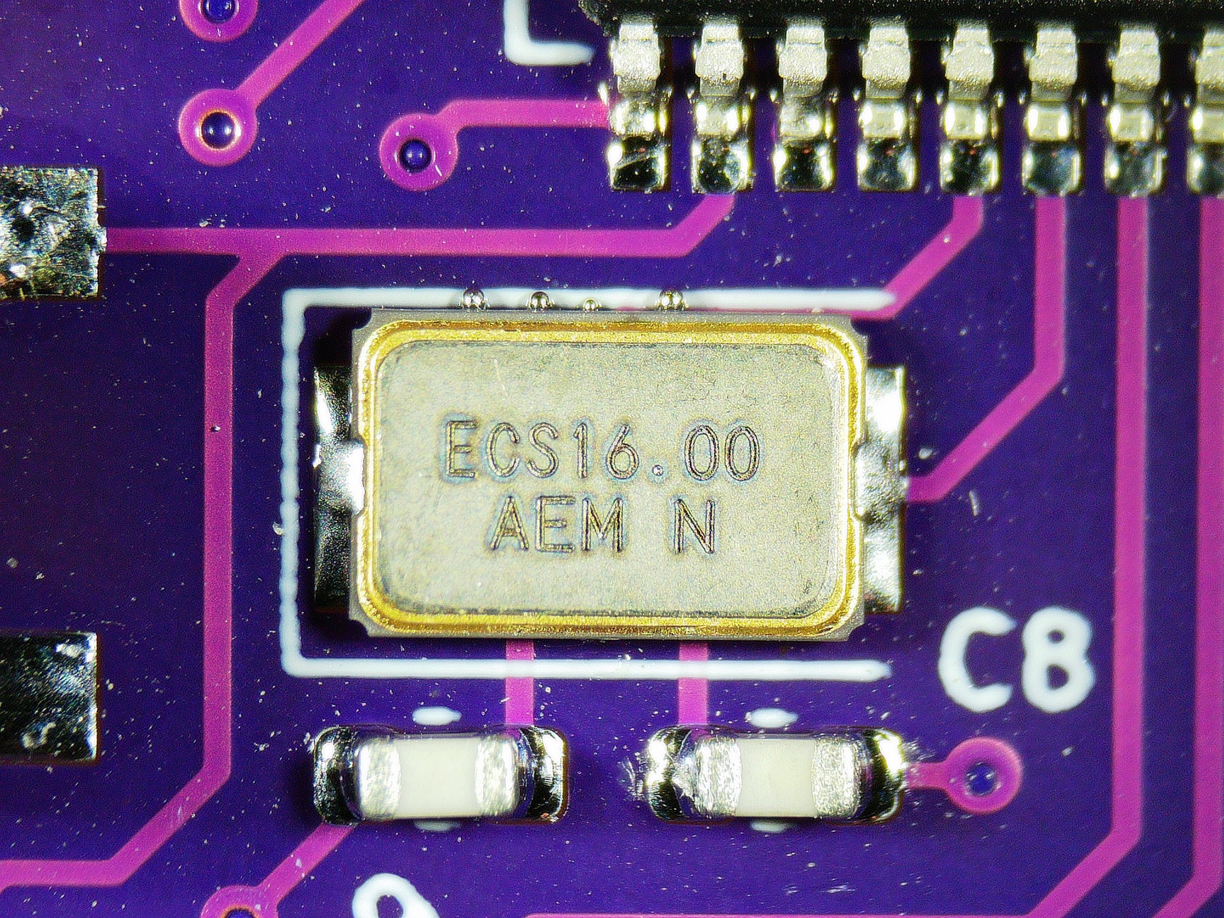 PCB - Crystal with its load capacitors