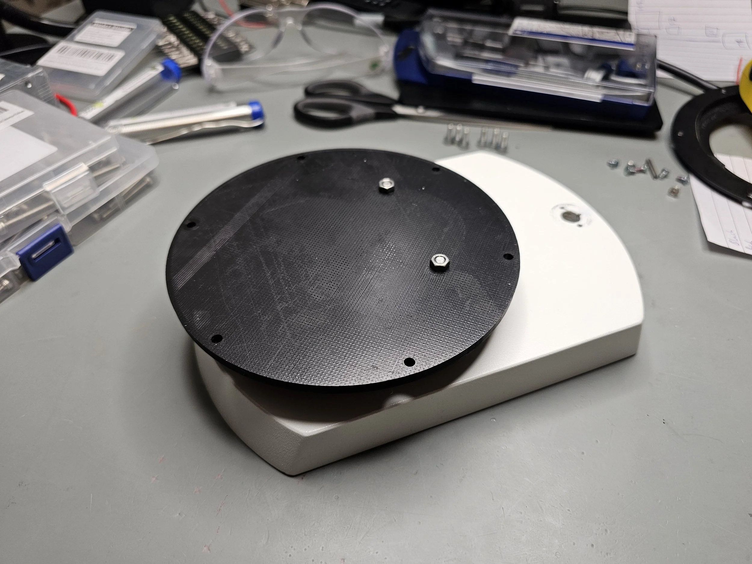 XYZ Motorized Metallurgical Microscope — Curious Scientist