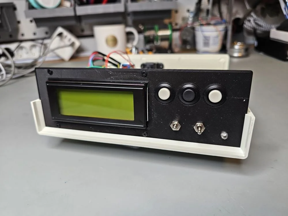 Front panel closeup