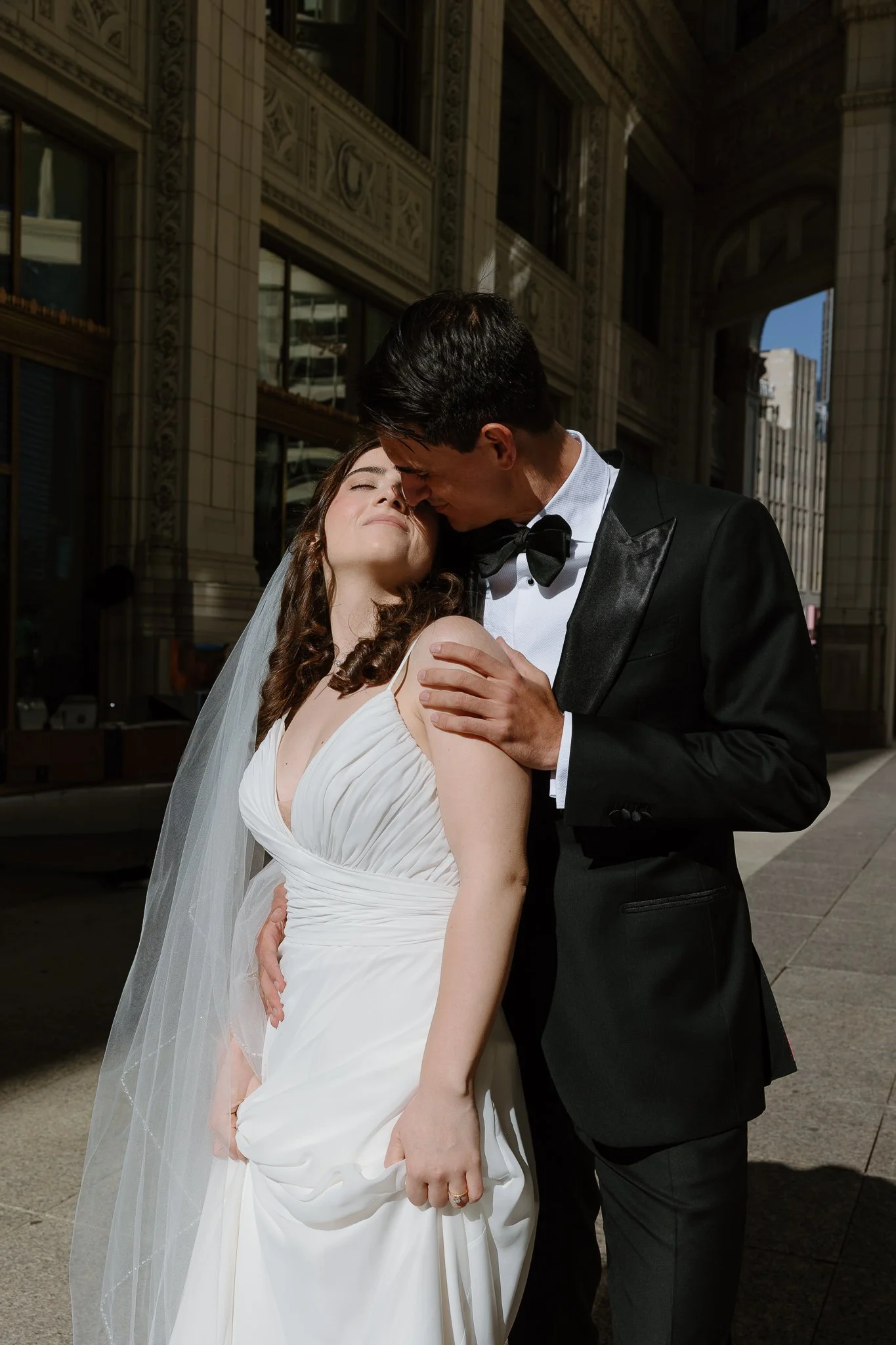 Nichole-Babiez-Photography-chicago-wrigley-building-la-storia-luxury-micro-wedding-forever-incredible-ceremony-officiant-2025-105.jpg