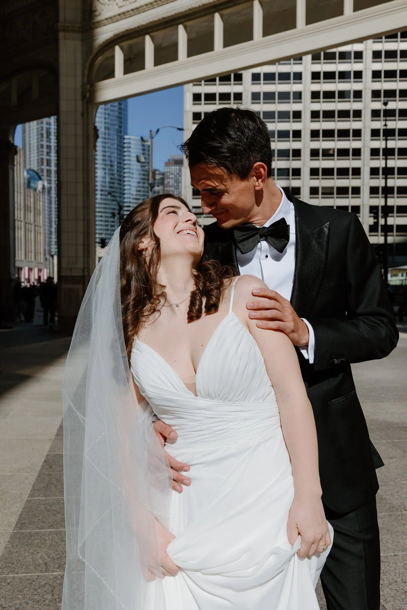 Nichole-Babiez-Photography-chicago-wrigley-building-la-storia-luxury-micro-wedding-forever-incredible-ceremony-officiant-2025-106.jpg