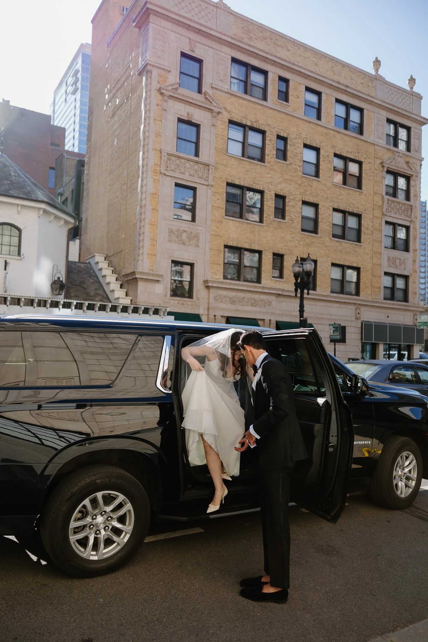 Nichole-Babiez-Photography-chicago-intercontinental-wrigley-building-la-storia-luxury-micro-wedding-ceremony-officiant-forever-incredible-2025-177.jpg