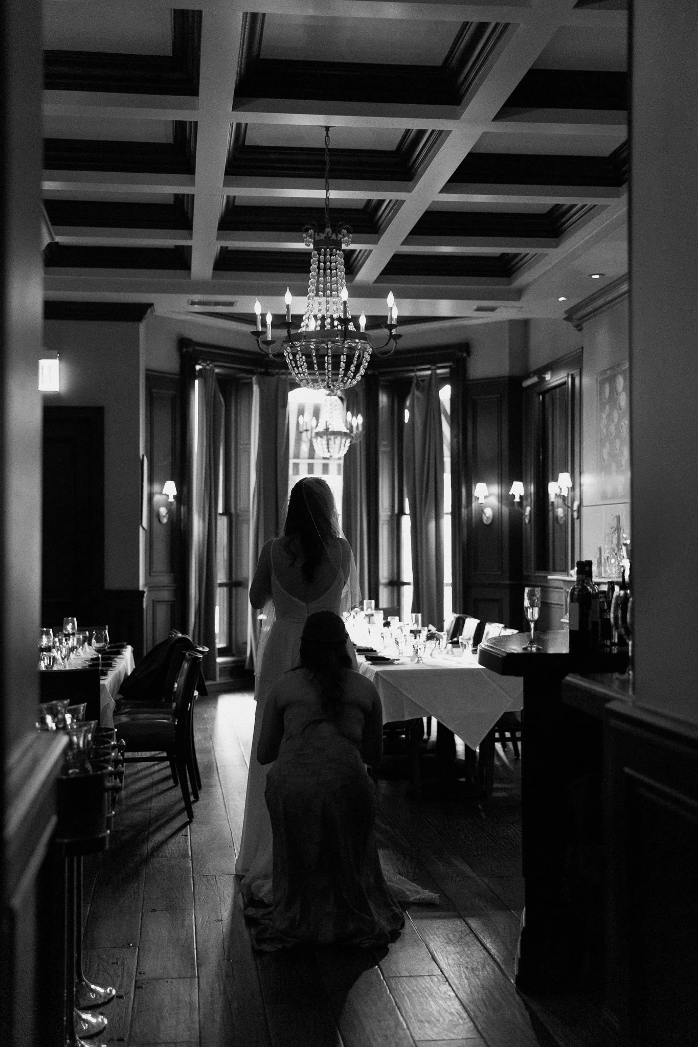 Nichole-Babiez-Photography-chicago-intercontinental-wrigley-building-la-storia-luxury-micro-wedding-intimate-ceremony-officiant-forever-incredible-2025-361.jpg