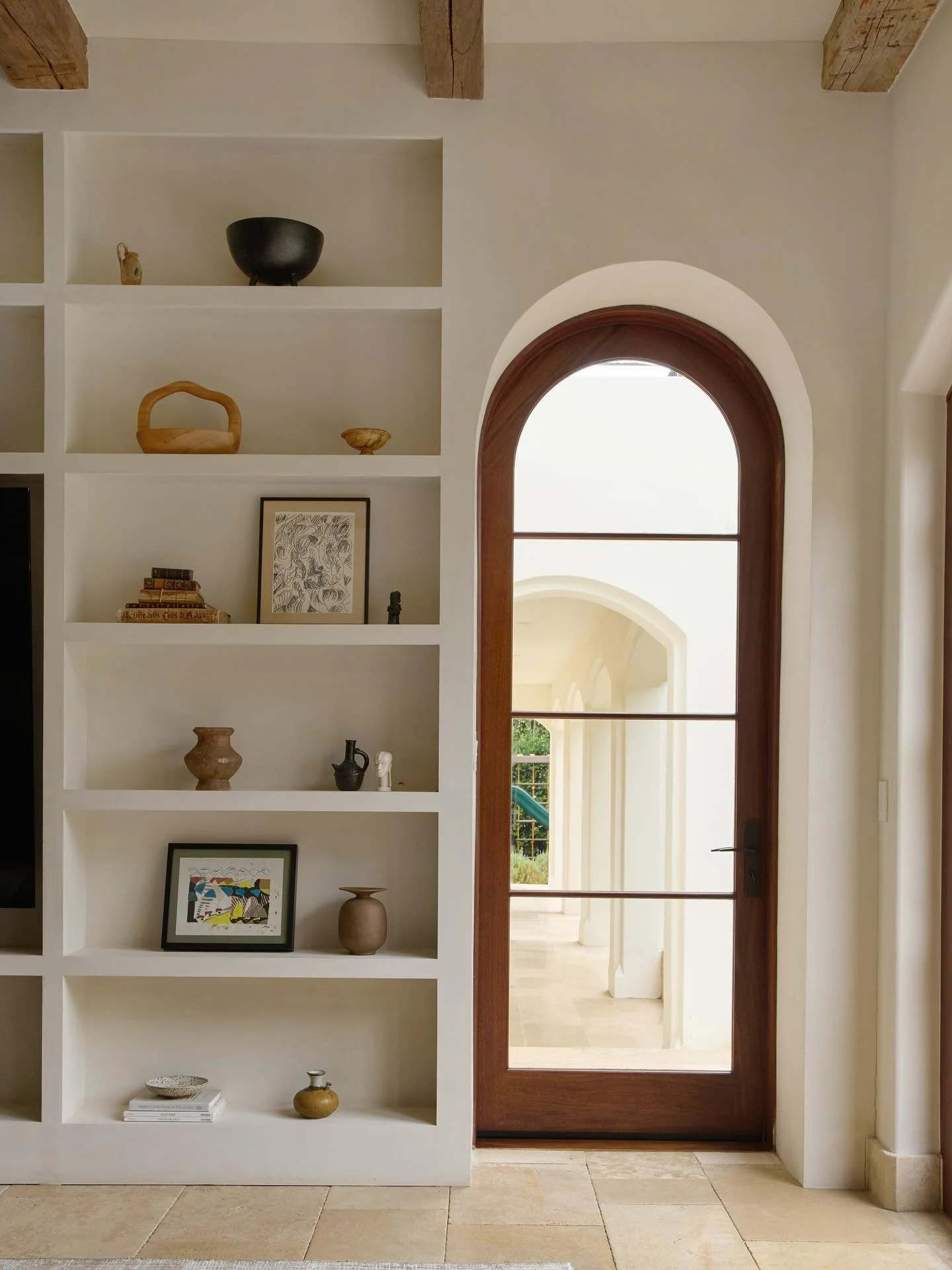 a moment of quiet in my recently completed tuscan project. shot by @tessaneustadt