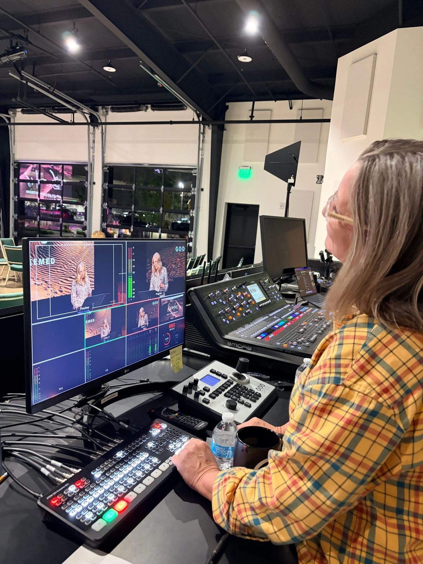 There is so much that happens behind the scenes when women gather around God's Word.

The people who arrive early.
The ones who prepare rooms and set up chairs.
The leaders who spend time studying and praying.
The volunteers who manage the technology