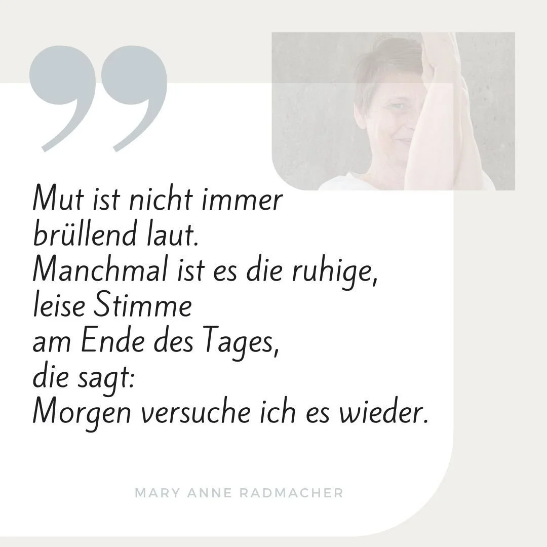 Vieles ist anders als es aussieht oder scheint. So auch der Mut. Wahrer Mut ist immer leise und still und will nicht ger&uuml;hmt werden.

#yoga #yinyoga #leben #liebe #mut #yogaberlin #g&uuml;strow
