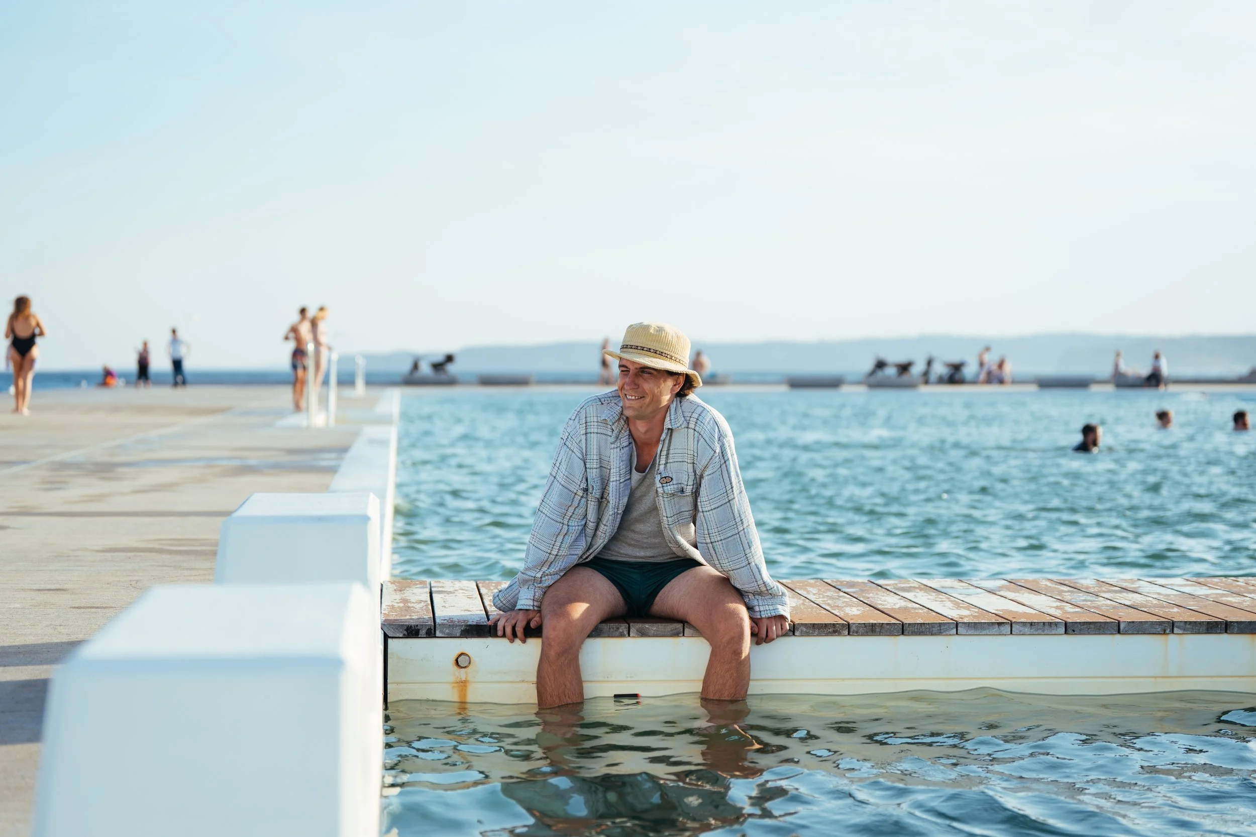 Images by Lee Illfield