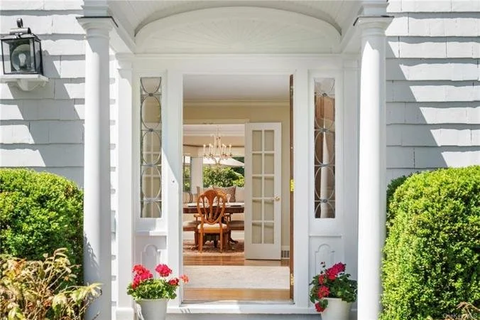 QUINTESSENTIALLY CHAPPAQUA