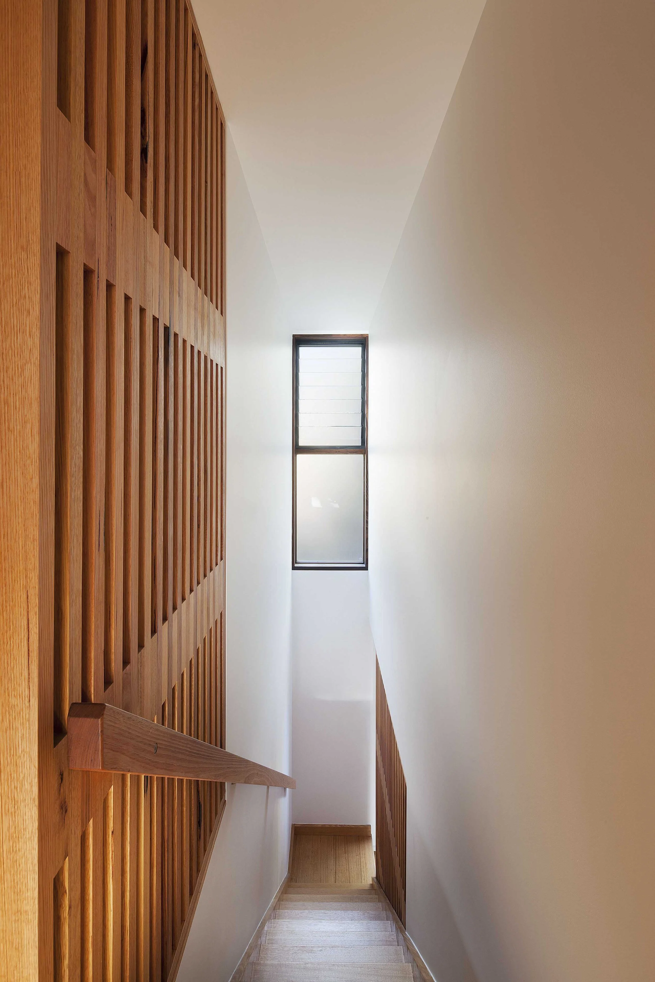 david-frazer-house-staircase-logan-studio-©-lsa-smg.jpg