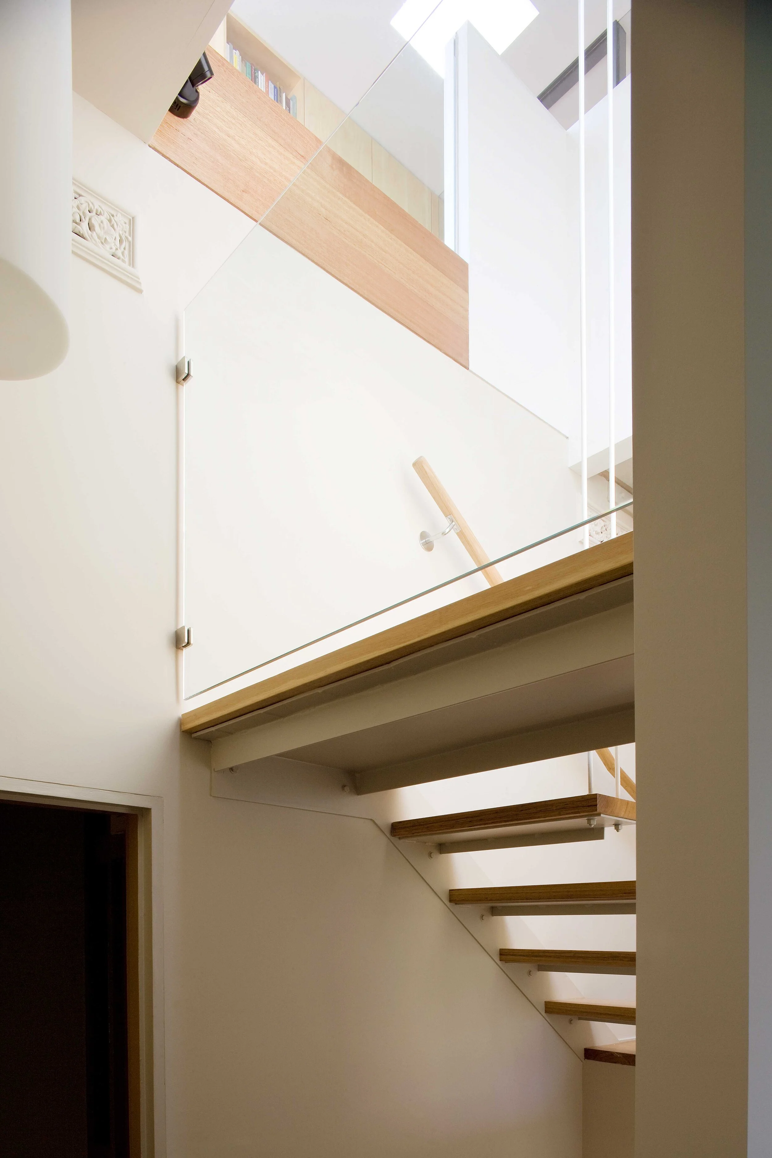 studio-apartment-staircase-logan-studio-©-lsa-smg.jpg