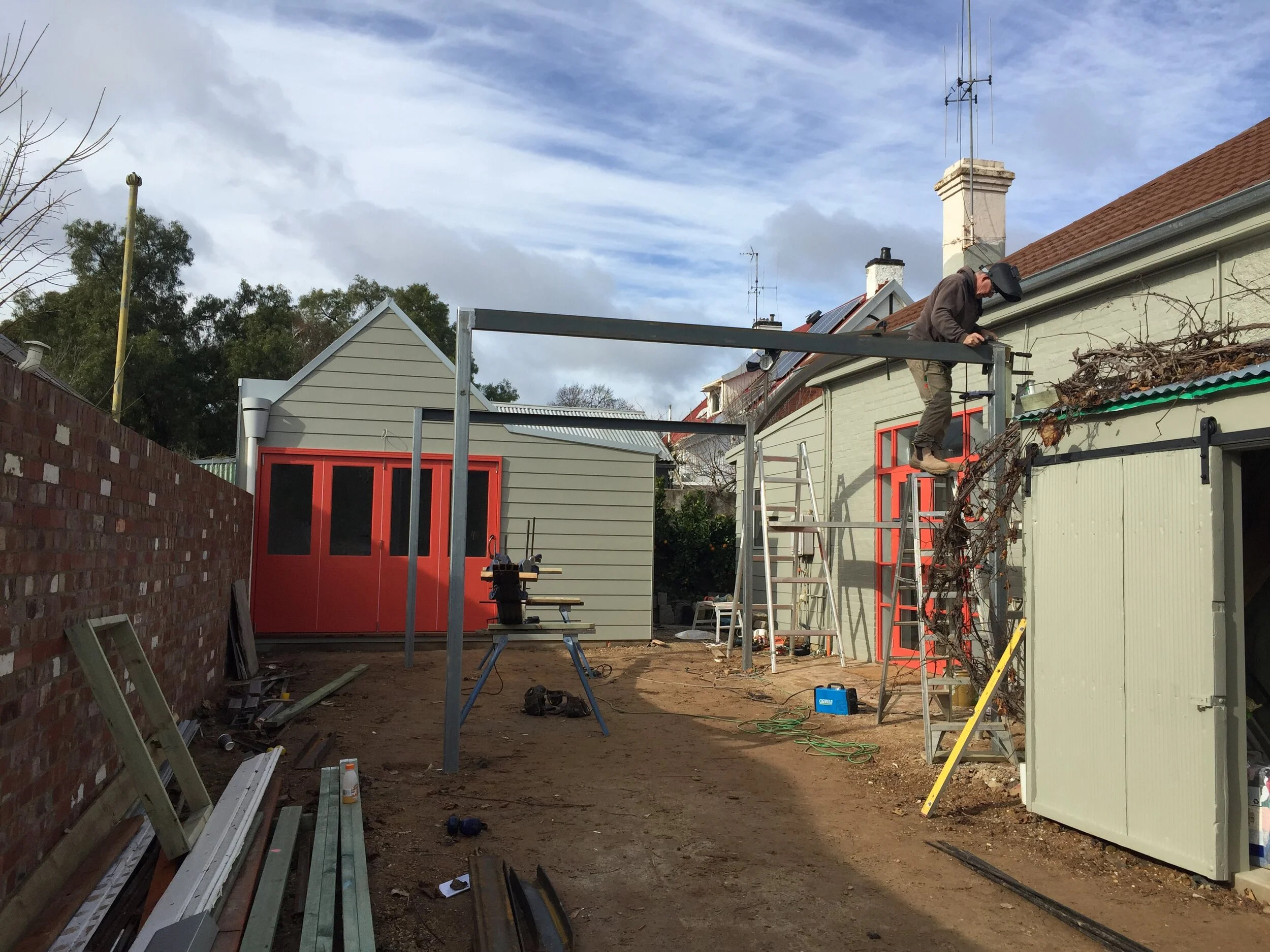 berkeley-street-construction-frame-logan-studio-©-lsa.jpg