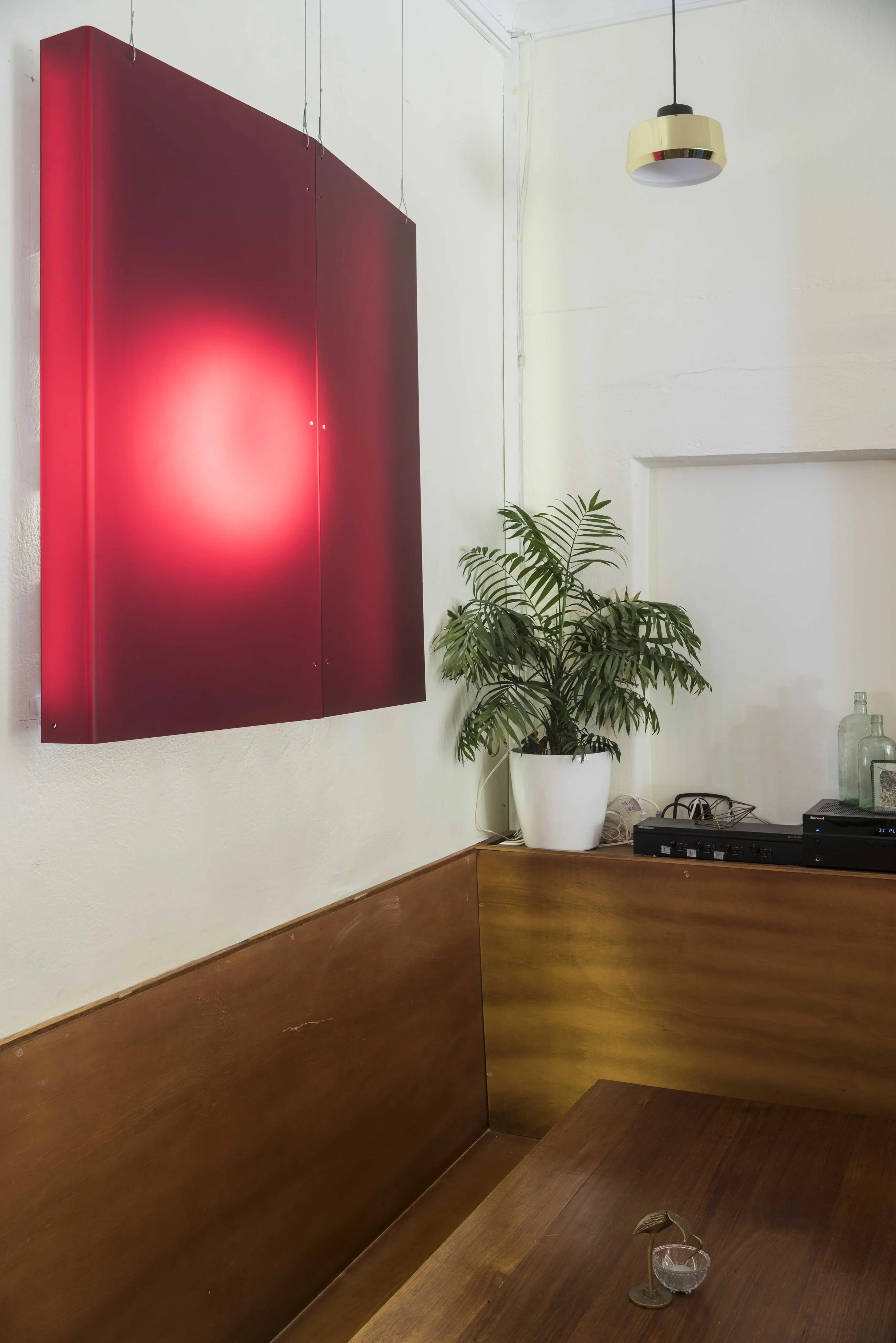 margo-bar-red-daylight-logan-studio-©-lsa-smg.jpg