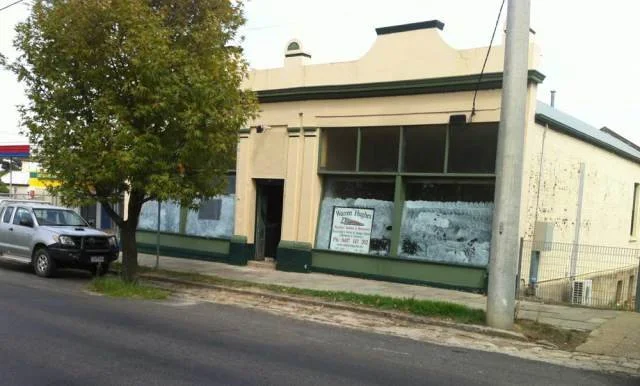 Cantwell shopfront - before 2.jpg