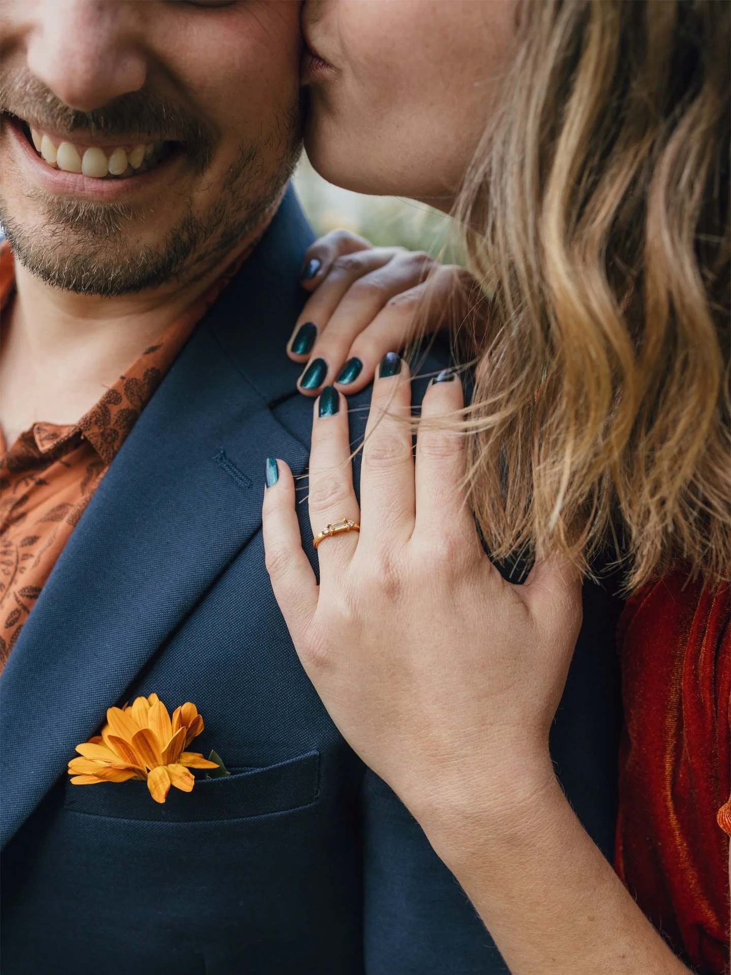 Give a little love to these adorable photos I edited for @jonny.fussell.photography last year!

Who says your wedding dress needs to be white? Personally, I love a little character over tradition. 

#ᴘʜᴏᴛᴏᴇᴅɪᴛɪɴɢ #outsourceediting #photoretouching #w